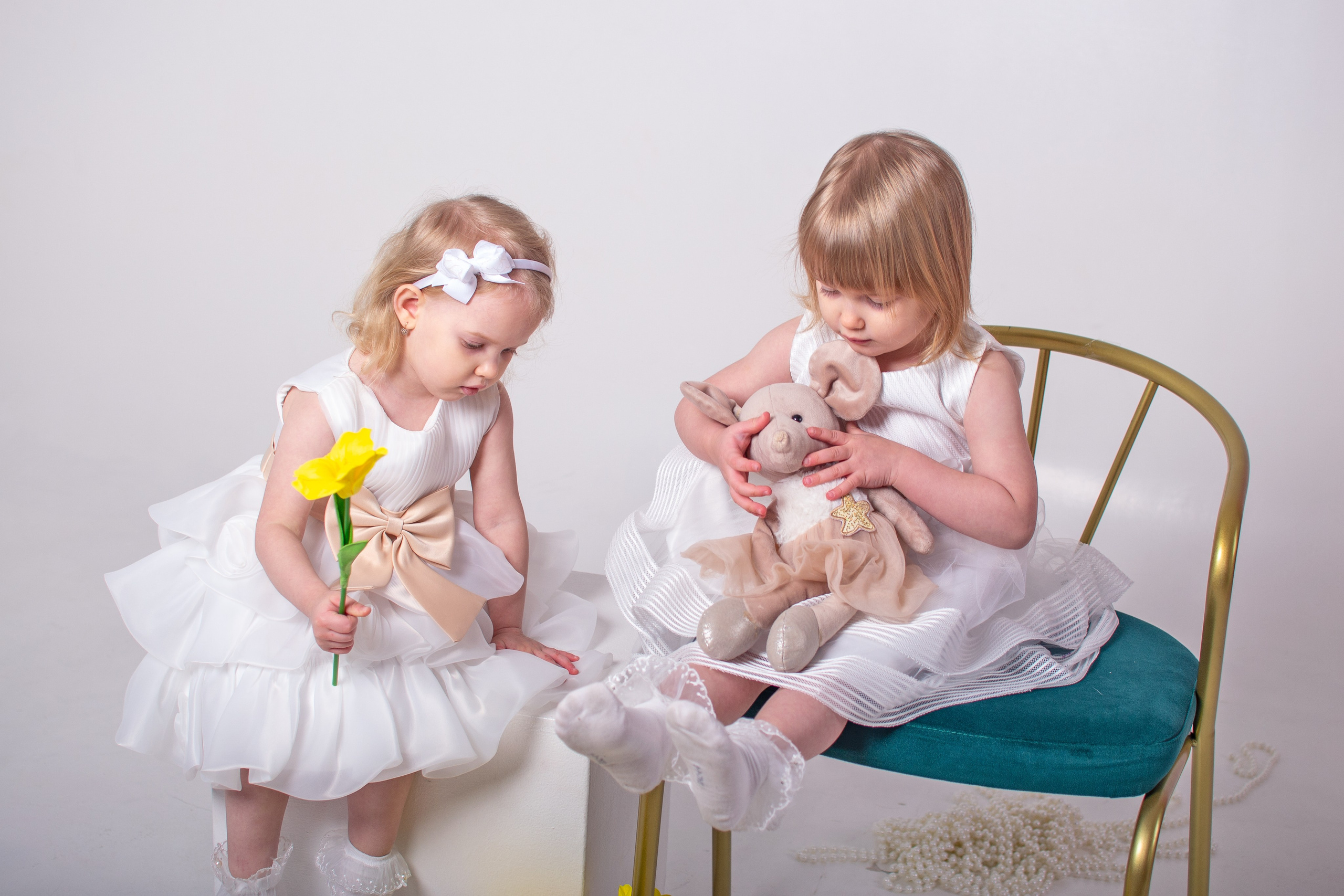 Сестрички. Фотограф новорожденных в Темиртау и Караганде Любовь Жукова newborn