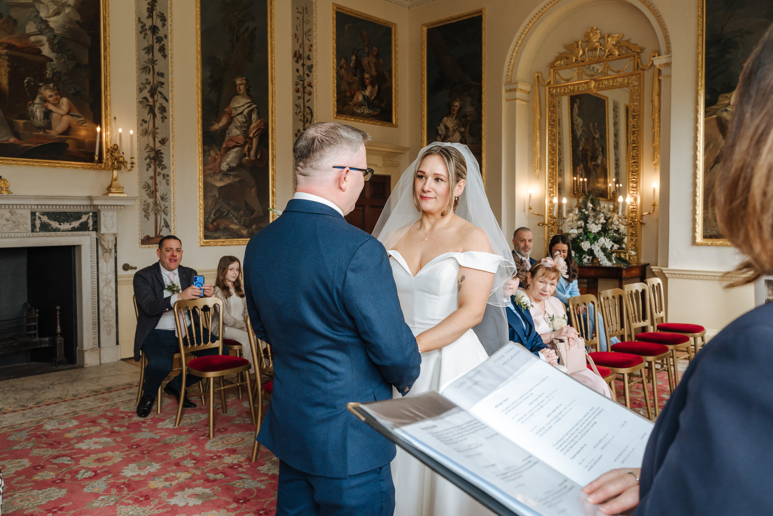 Luke and Nicola’s wedding at Danson House. Photographer in England Ekaterina Romanova