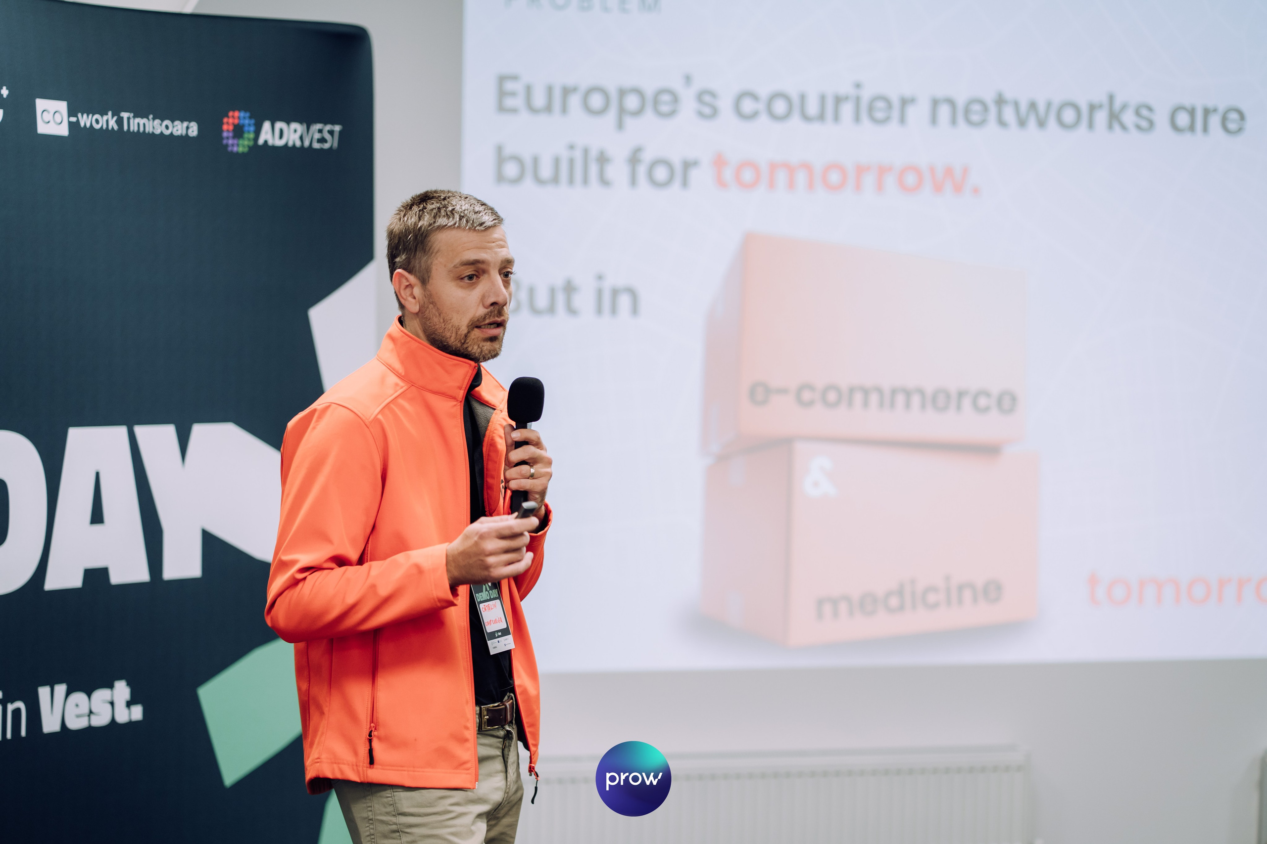 InVest DemoDay @ Cowork. Cozac Cristian Photographer