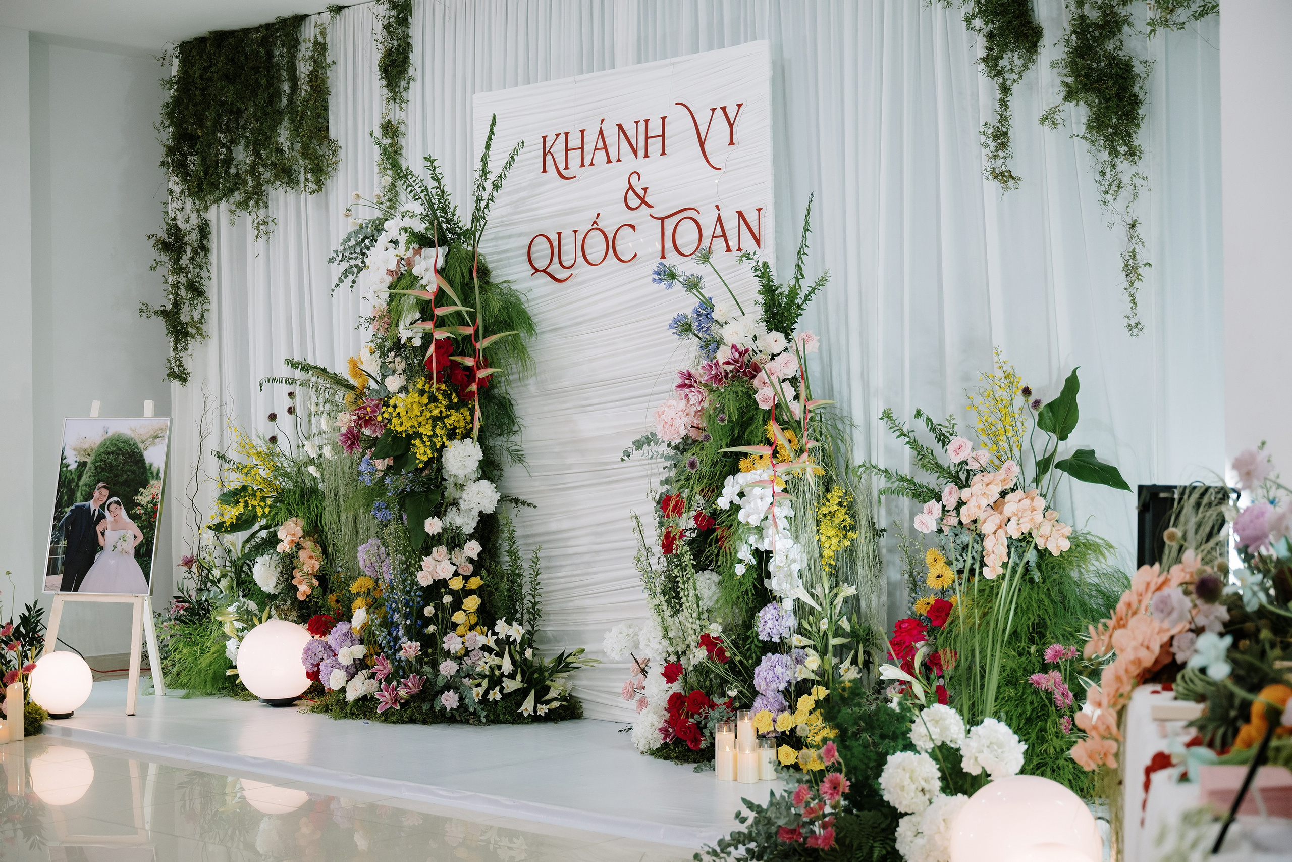 TOAN & VY / Wedding Journalism. Saigon Wedding Present | Art Beyond Moments