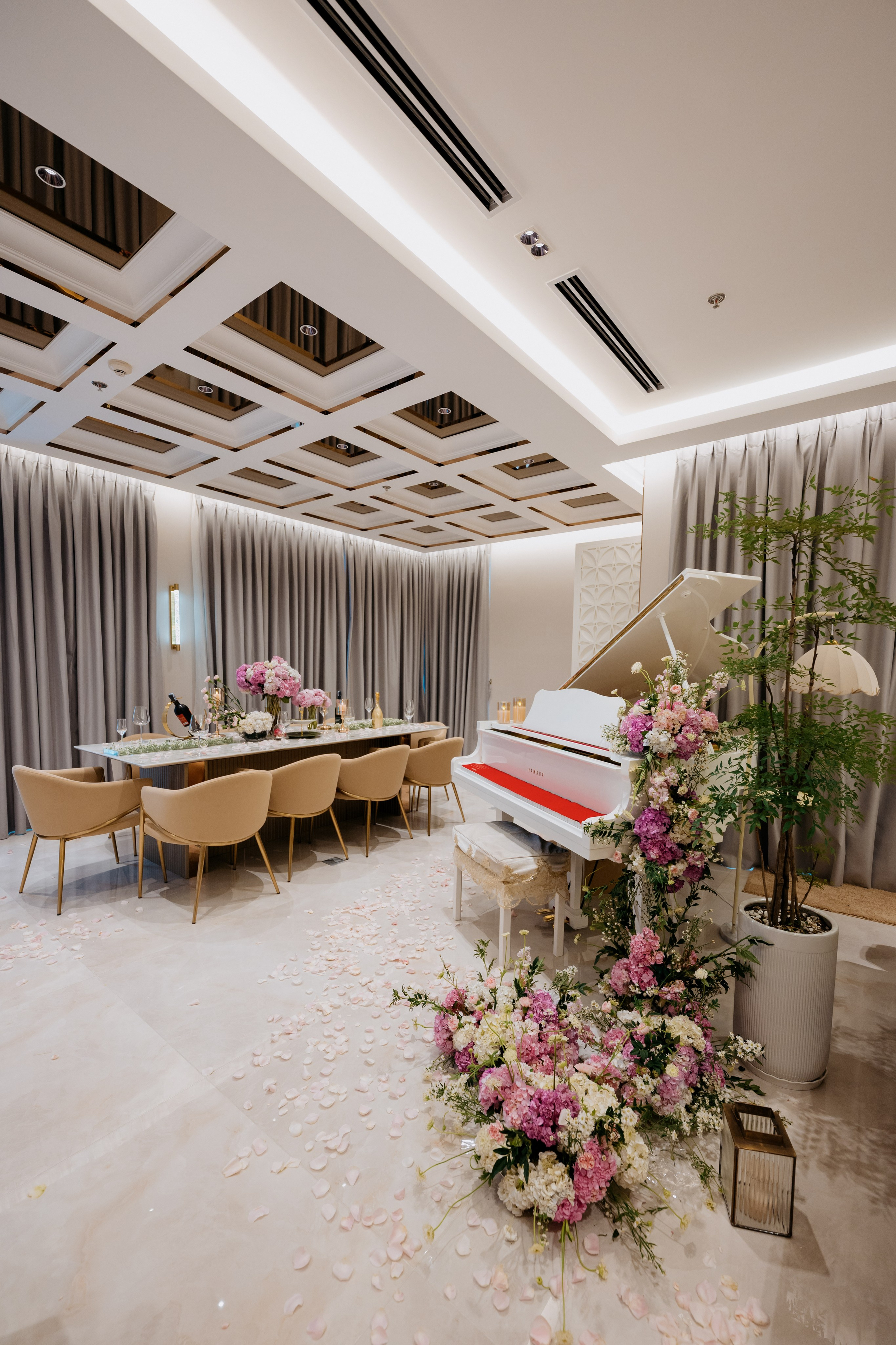 Nicholas & KimThanh / GemCenter 24.05.2026. Nhiếp ảnh gia đám cưới hàng đầu tại Thành Phố Hồ Chí Minh