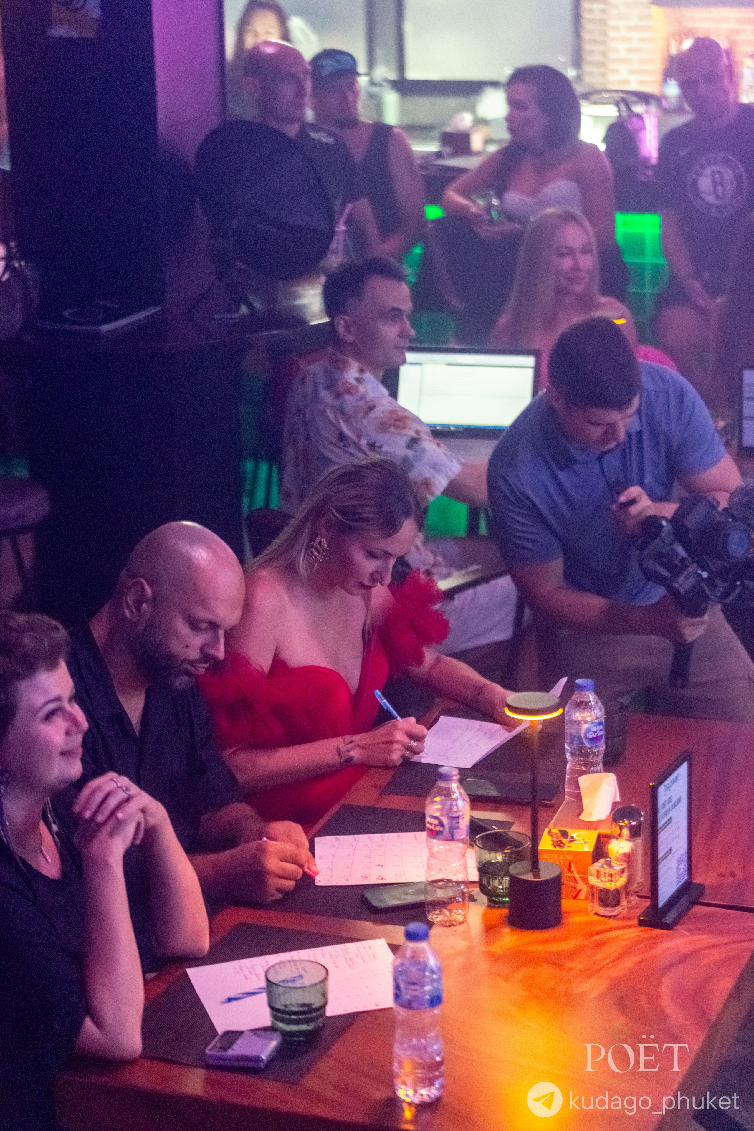 Вокальный конкурс POËT | Фоторепортаж | Афиша | DAVAYSXODIM.com PHUKET. АФИША|ФОТОРЕПОРТАЖИ|ИВЕНТЫ|ПХУКЕТ