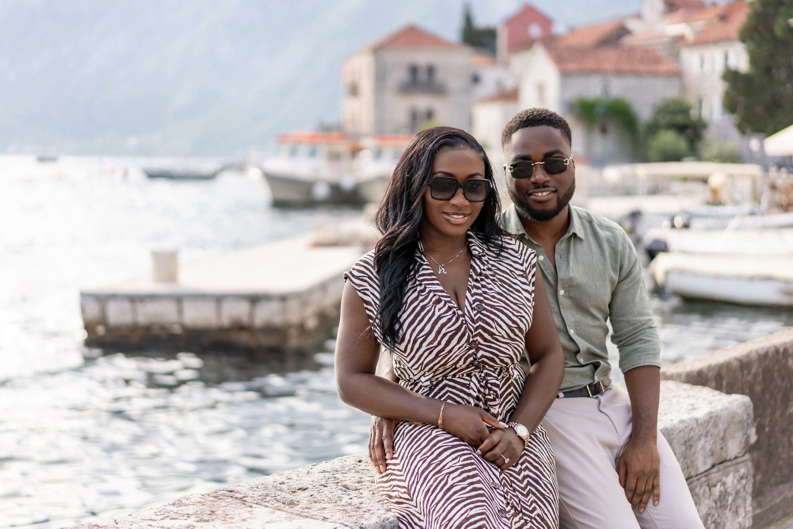 Love story in Perast with boat tour. Fotograf i snimatelj za venčanja u Crnoj Gori | Maria & Vasilii