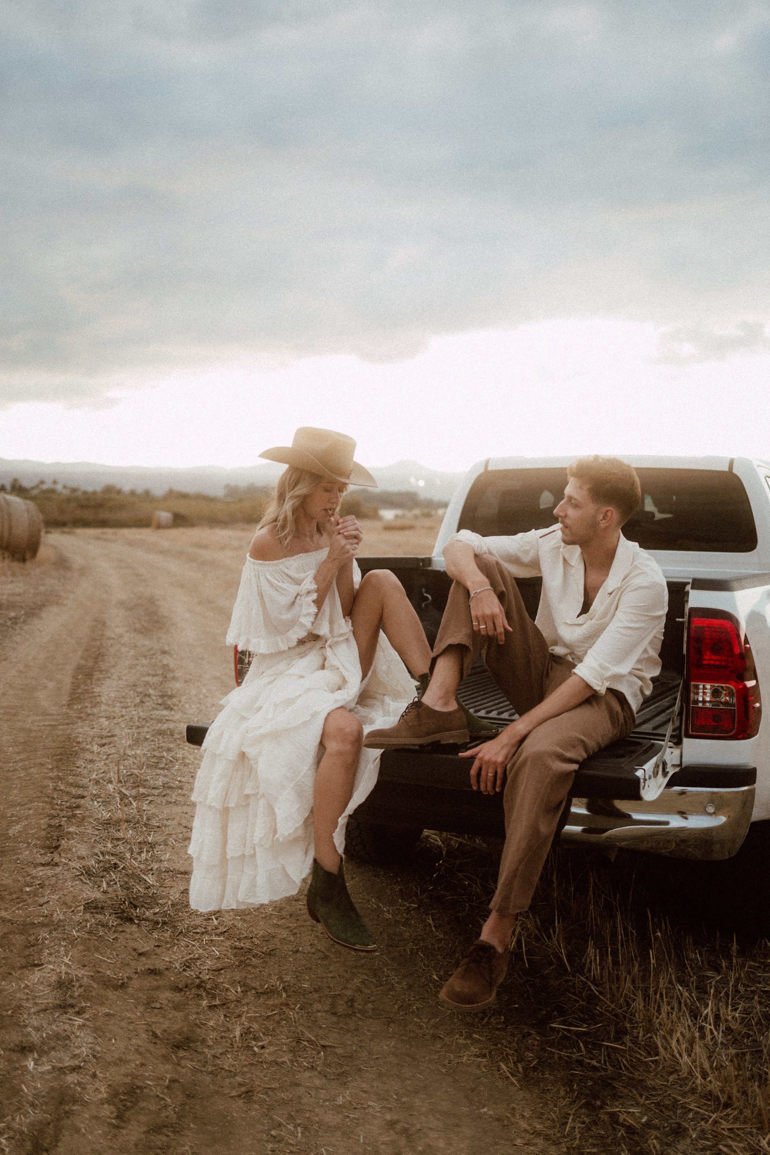 Inga & Alex. Photographer Alina Sparrow