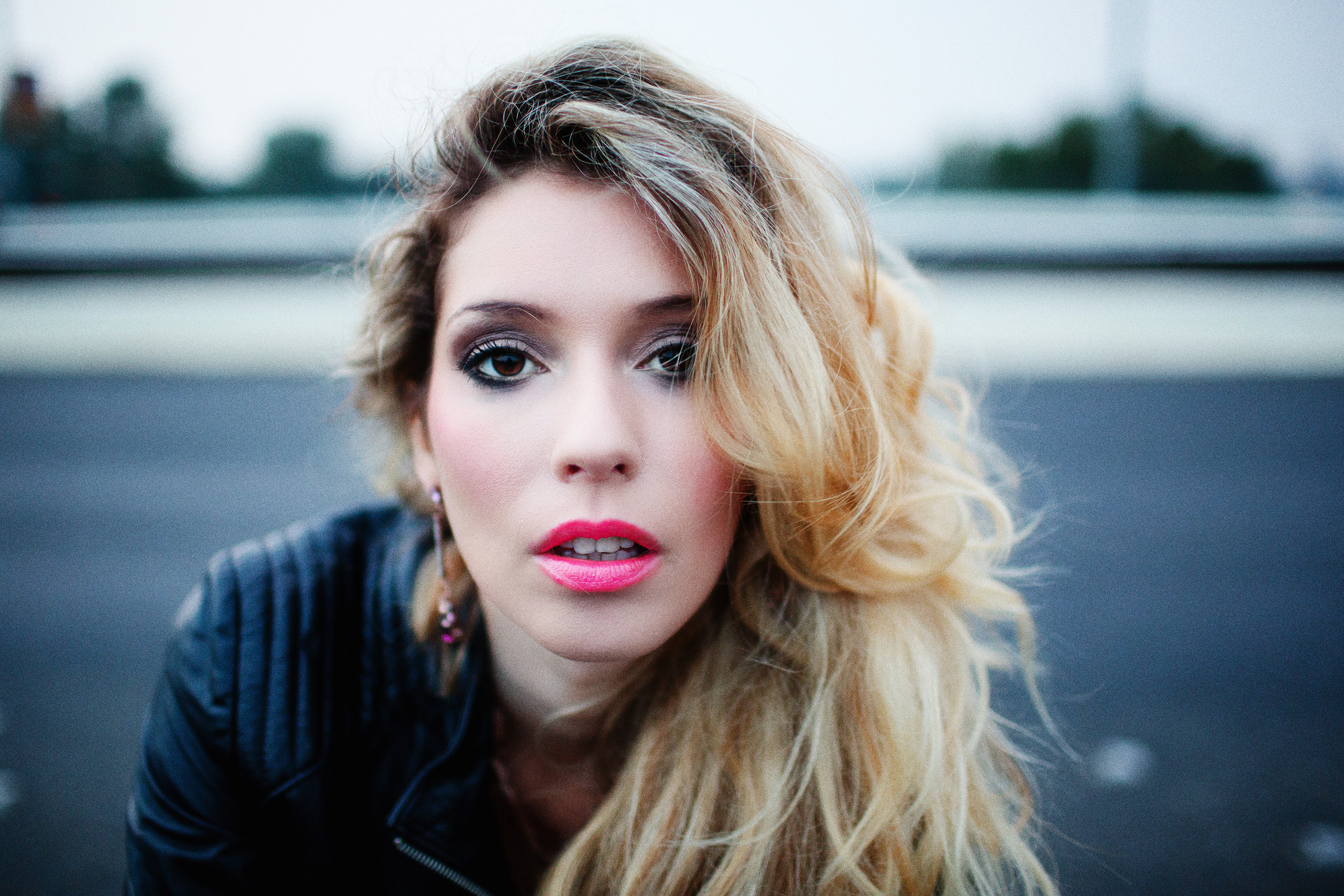 YANA. Portrait photographer in Germany and all over Europe Mischa Blank