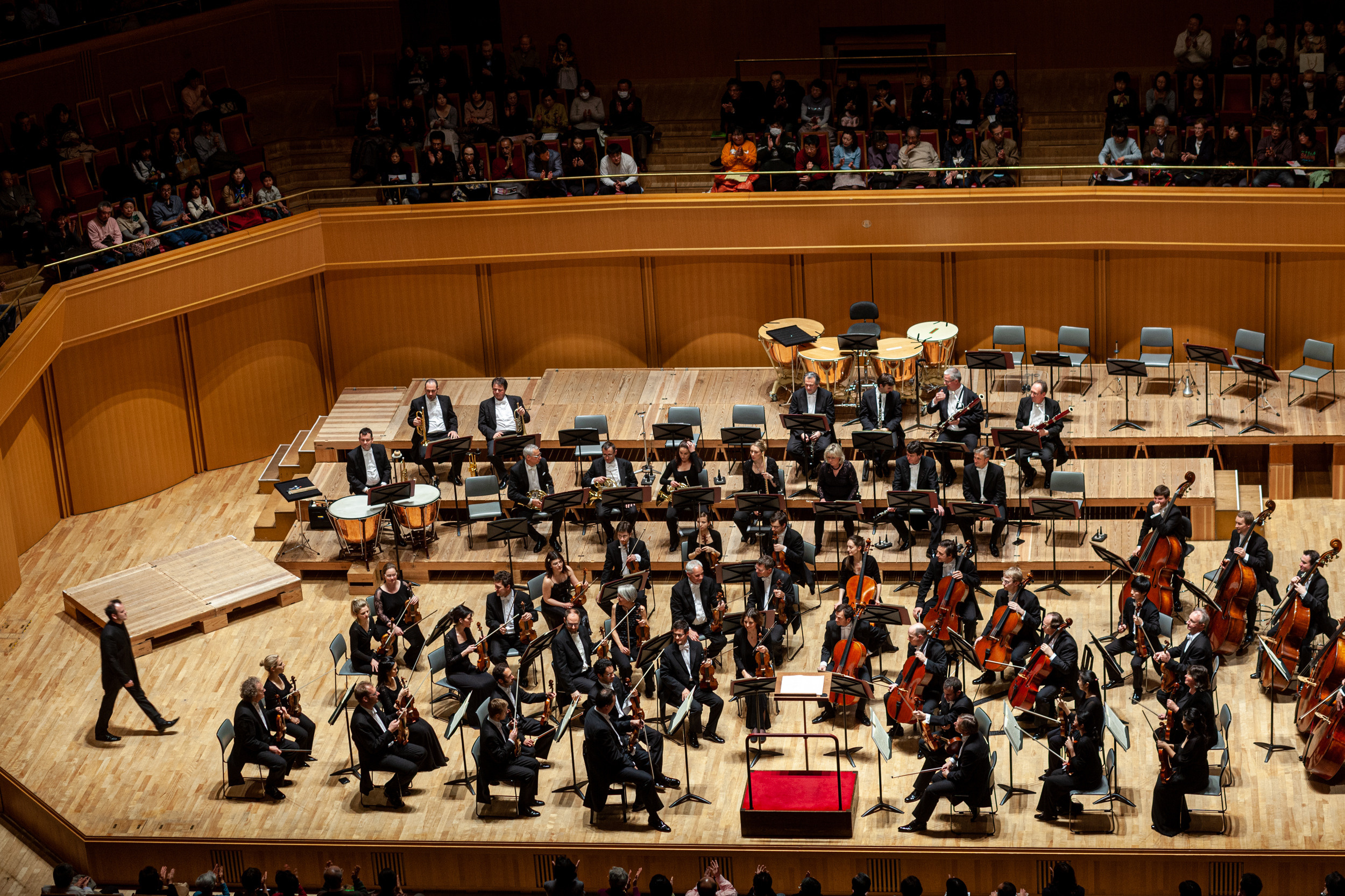 JAPAN TOURNE MIT SWR SYMPHONIEORCHESTER. Portrait photographer in Germany and all over Europe Mischa Blank