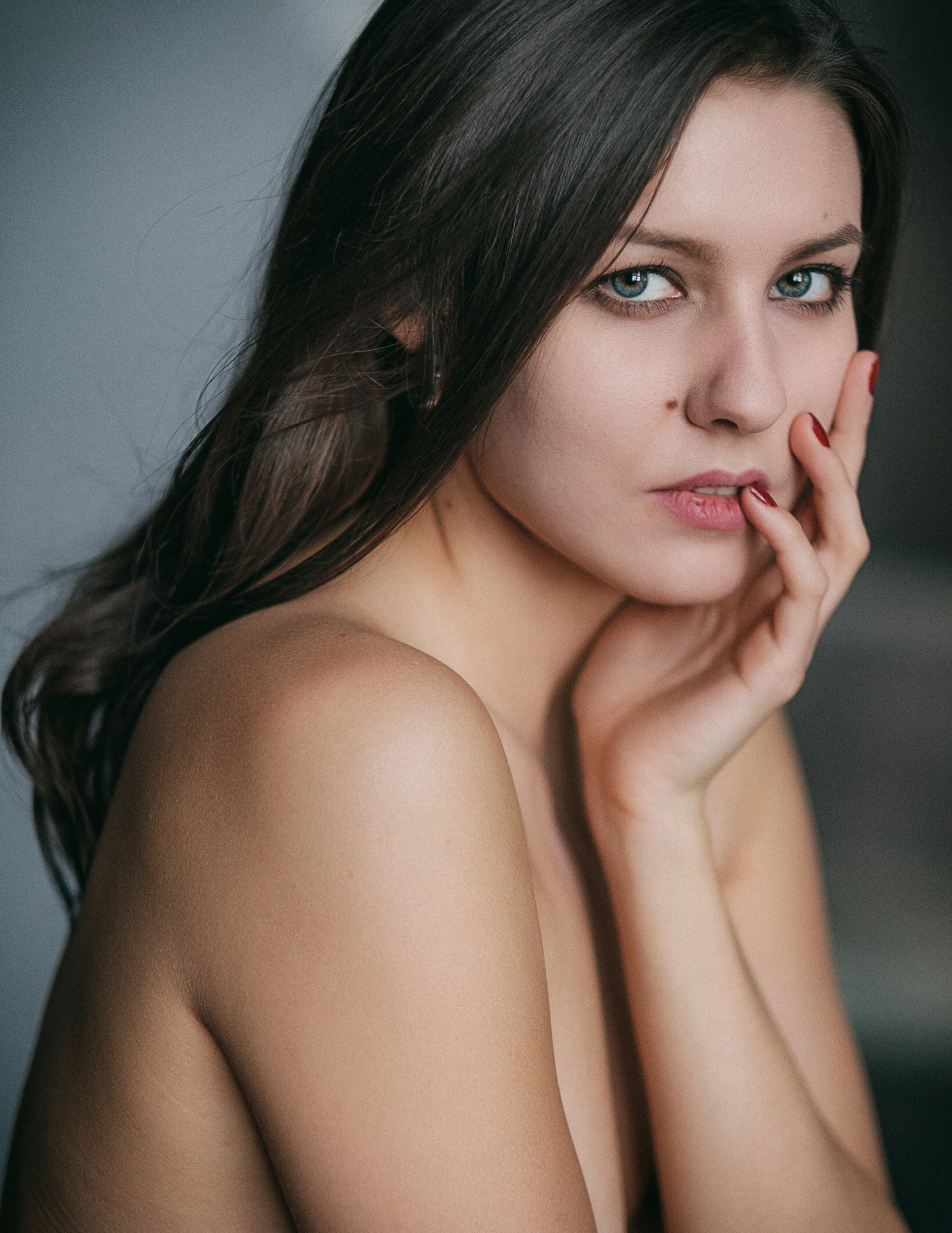 Women photography by Mischa Blank. Portrait photographer in Germany and all over Europe Mischa Blank