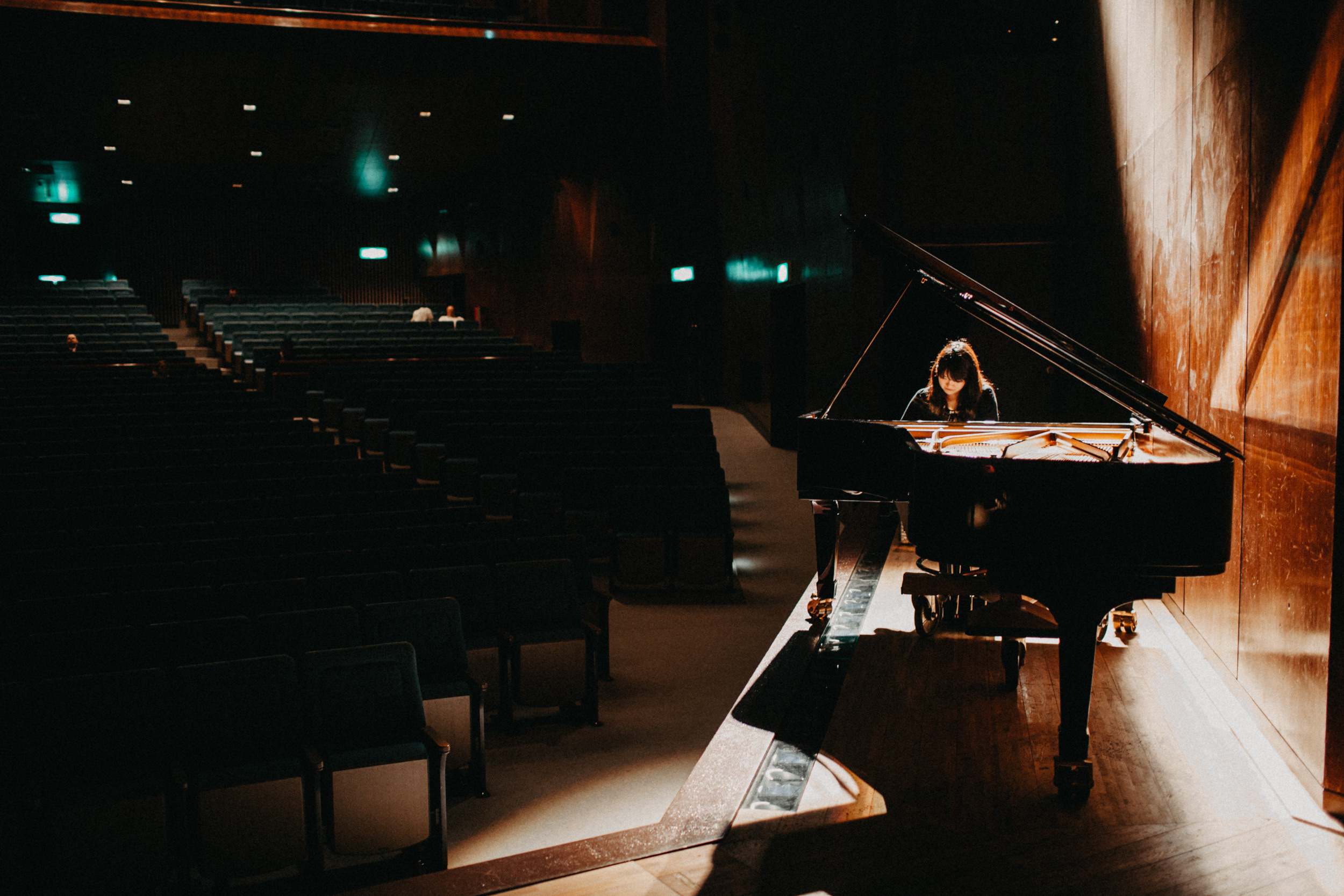 JAPAN TOURNE MIT SWR SYMPHONIEORCHESTER. Portrait photographer in Germany and all over Europe Mischa Blank