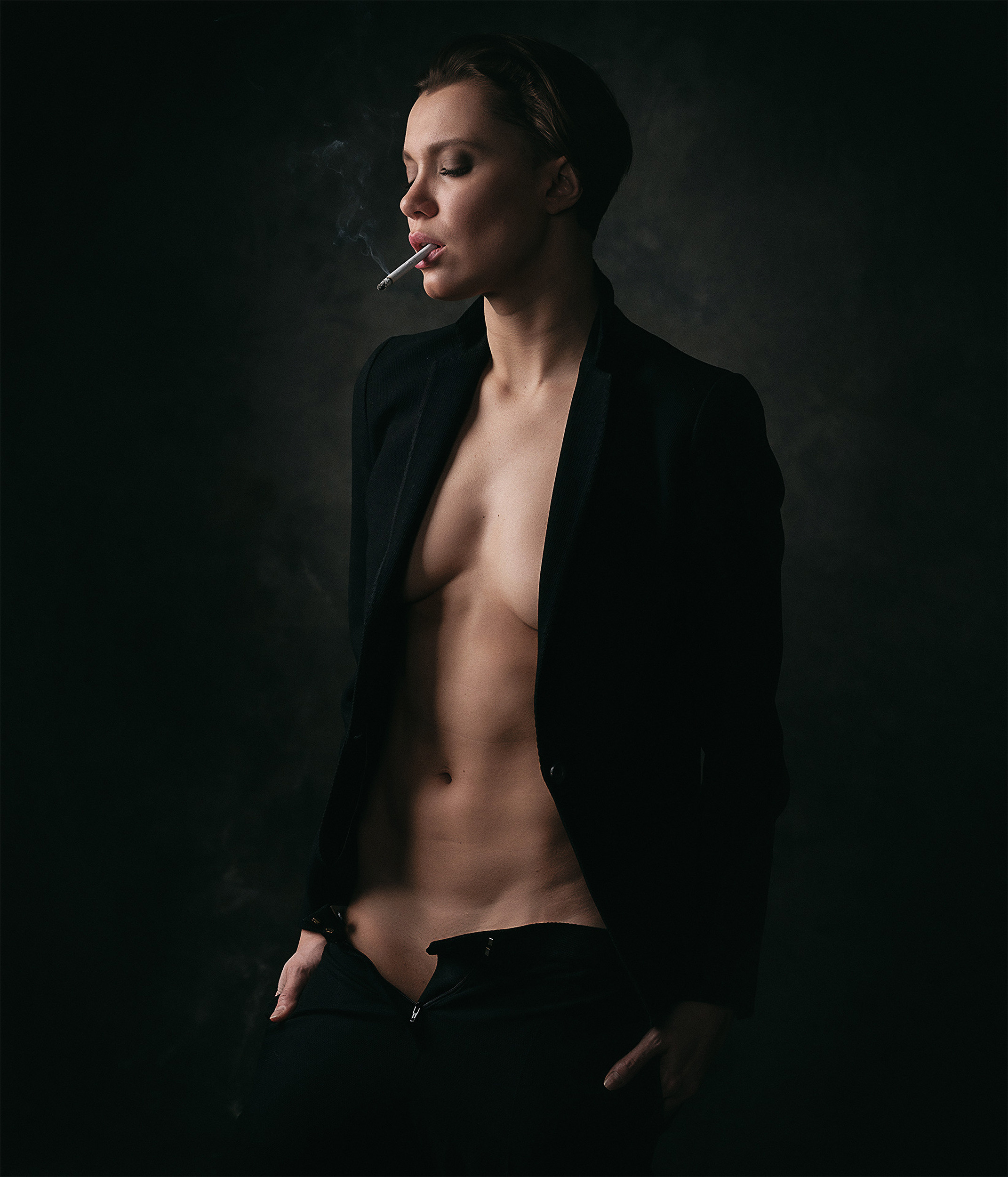 Women photography by Mischa Blank. Portrait photographer in Germany and all over Europe Mischa Blank