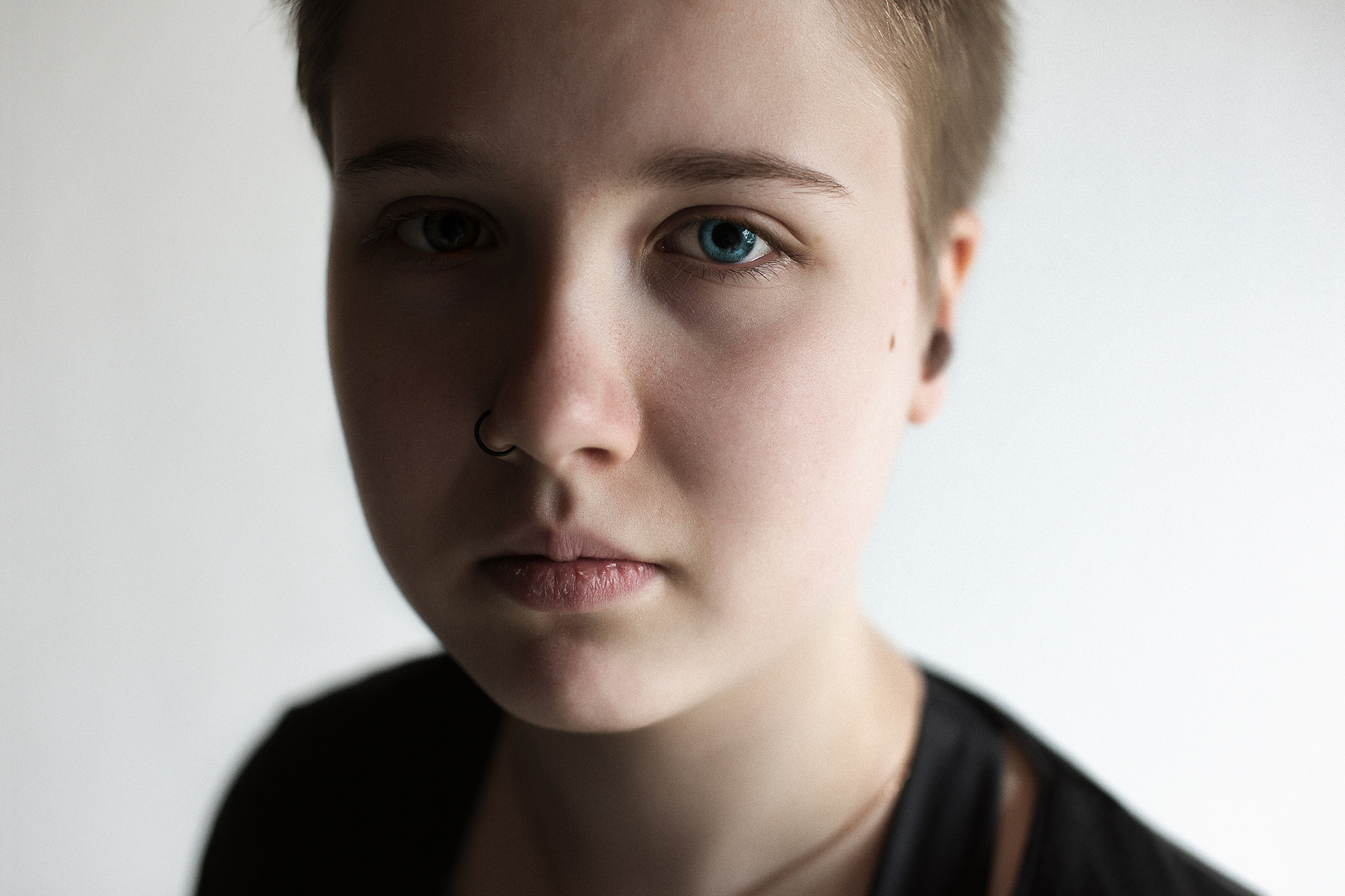 DIVERSE. Portrait photographer in Germany and all over Europe Mischa Blank