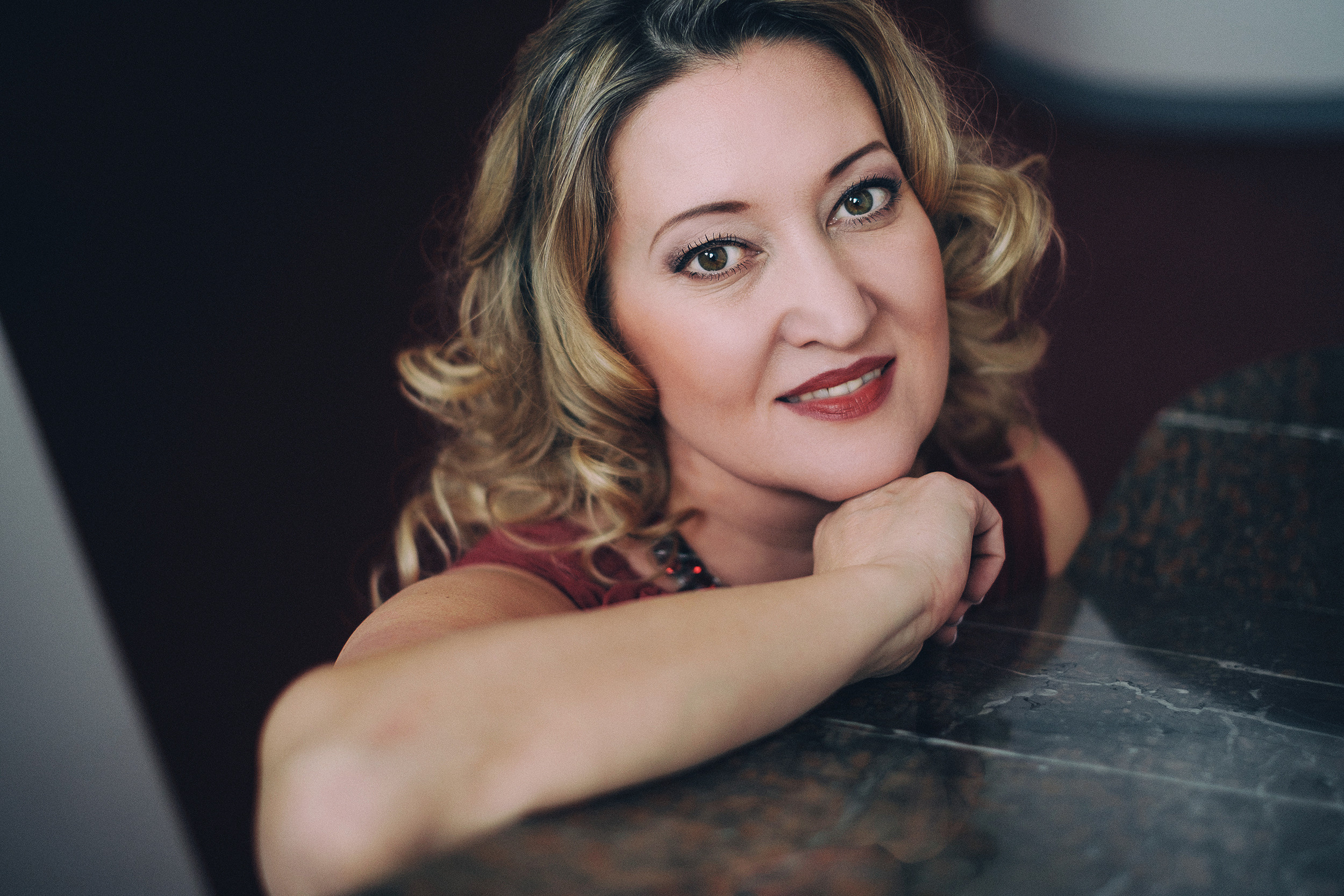 LARISSA KROKHINA. Portrait photographer in Germany and all over Europe Mischa Blank