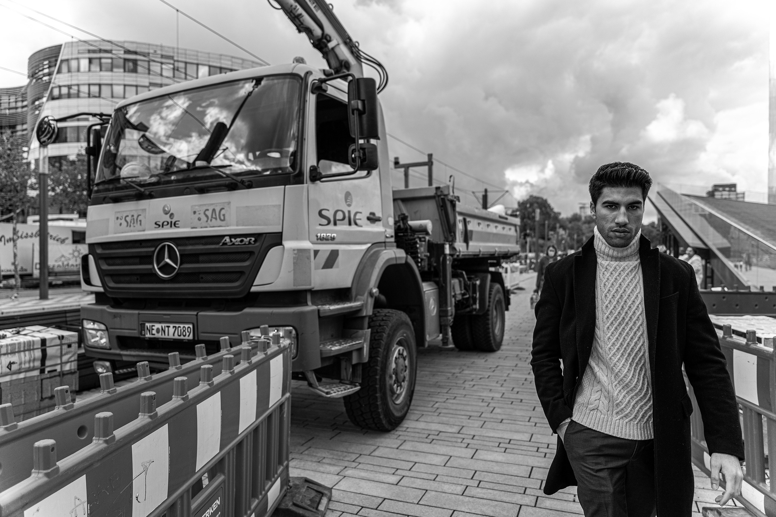 DIAR. Portrait photographer in Germany and all over Europe Mischa Blank