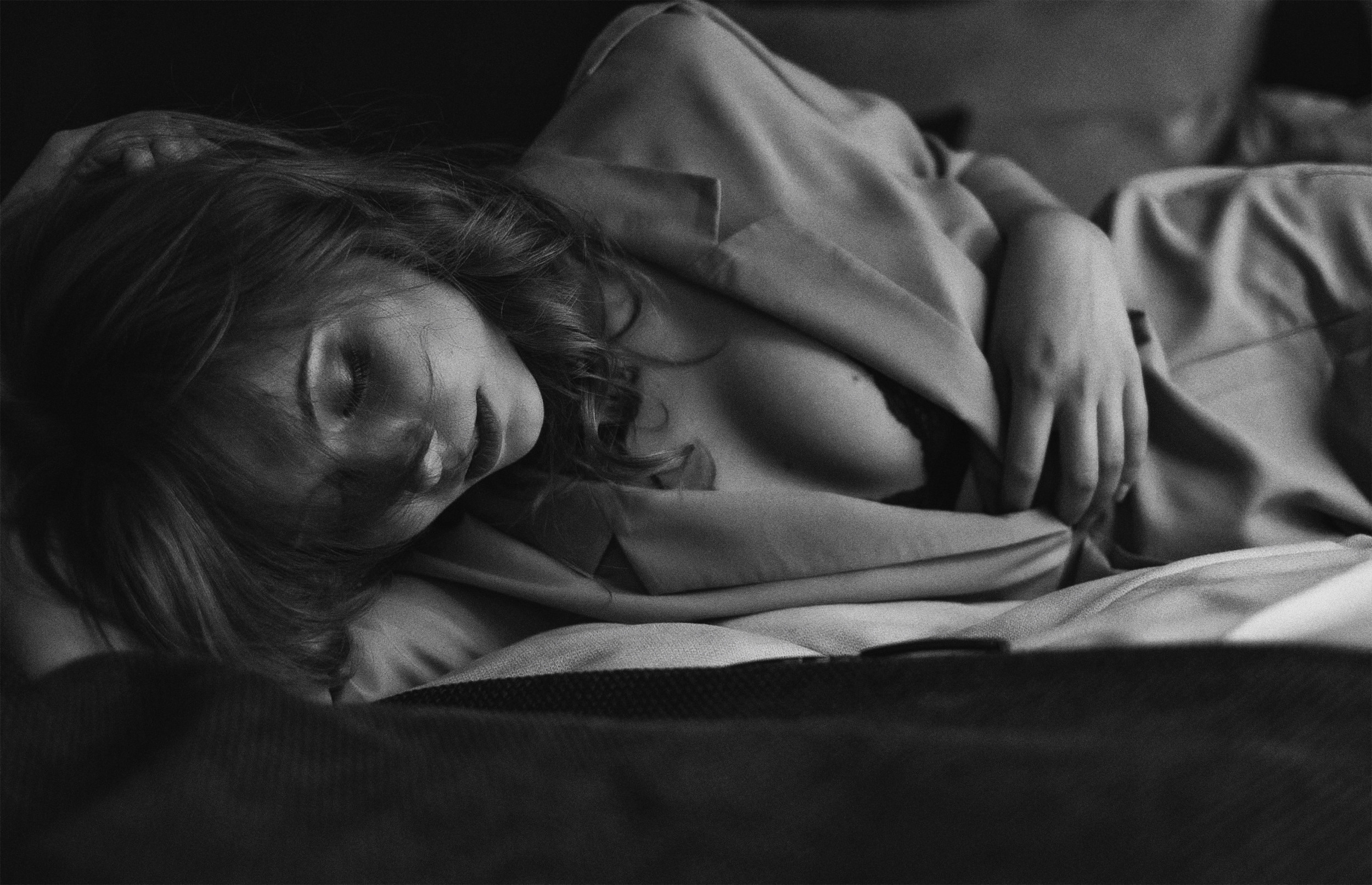 Women photography by Mischa Blank. Portrait photographer in Germany and all over Europe Mischa Blank