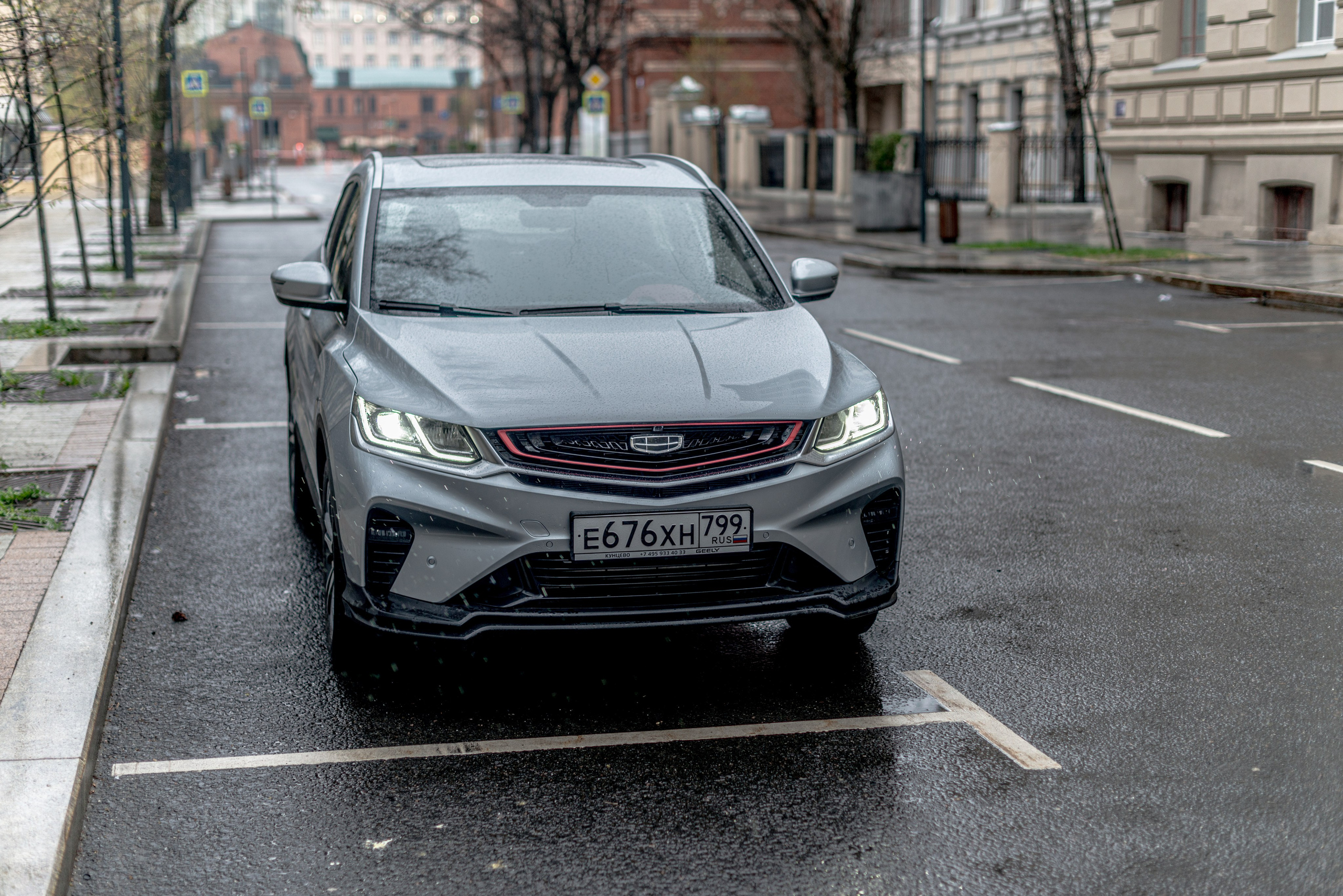 Фотосъемка автомобиля Geely Coolray. ФОТОГРАФ МЕКСИКА КИНТАНА-РОО