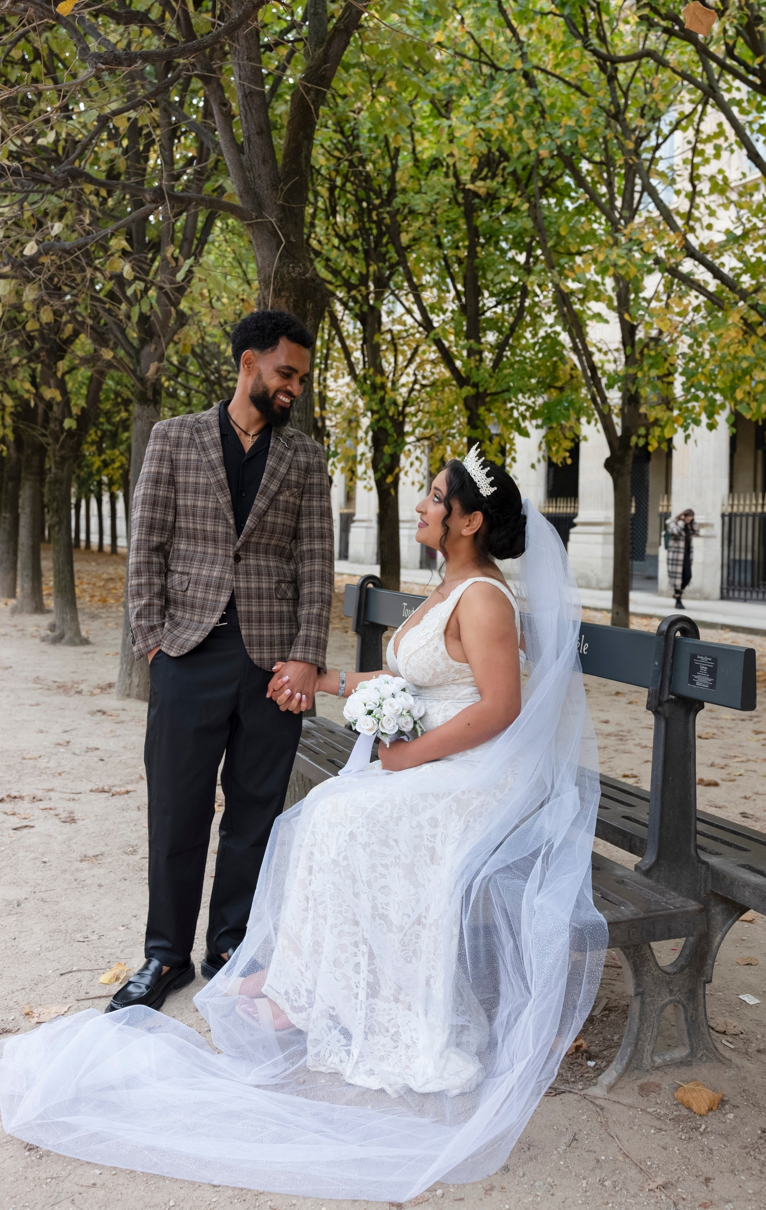 Wedding and proposal photoshoot in Paris. Alina Tagzieva- a photograper in Paris