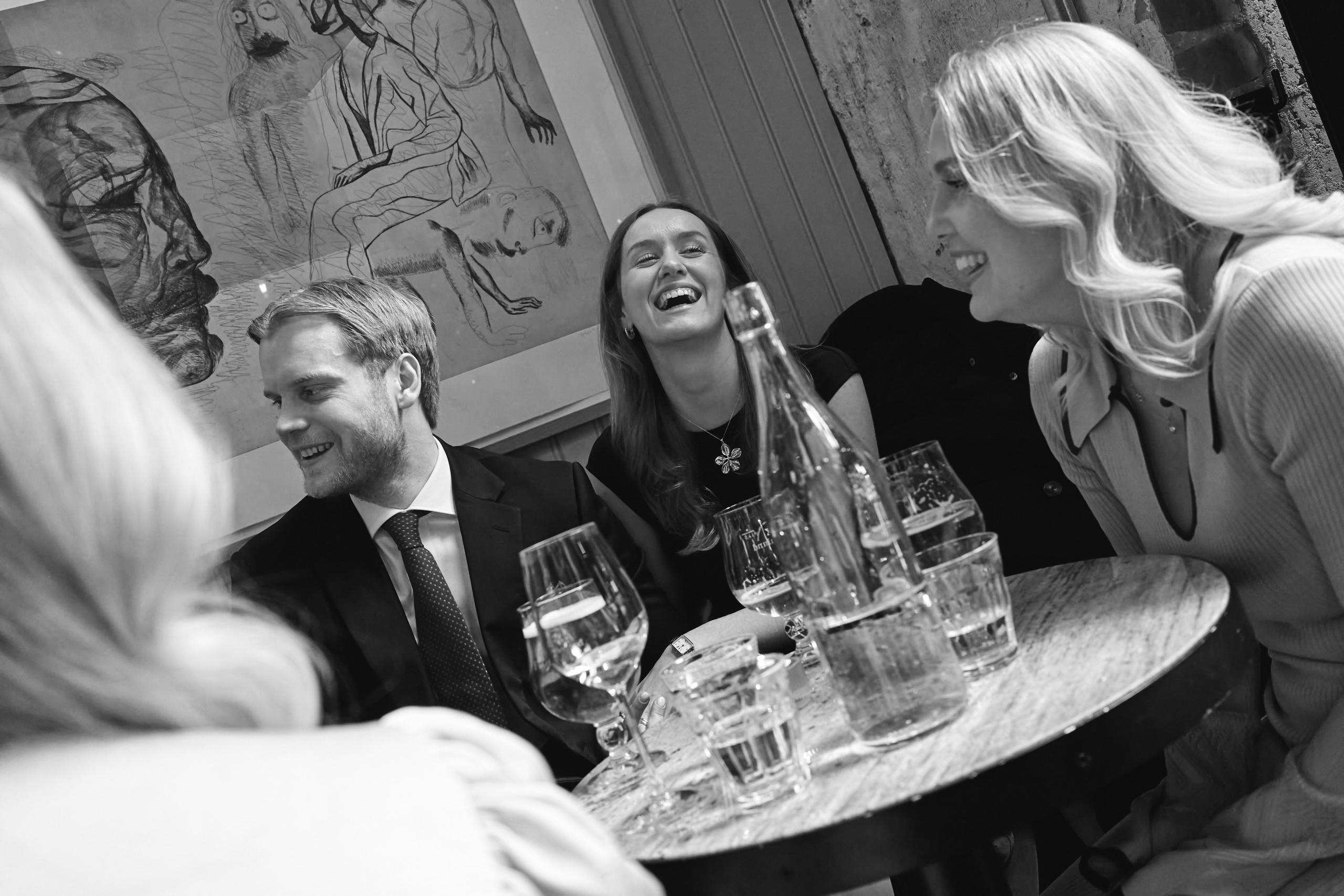 Amy in Oslo. Bryllupsfotograf i Oslo. André Korsak – candid og dokumentarisk fotograf