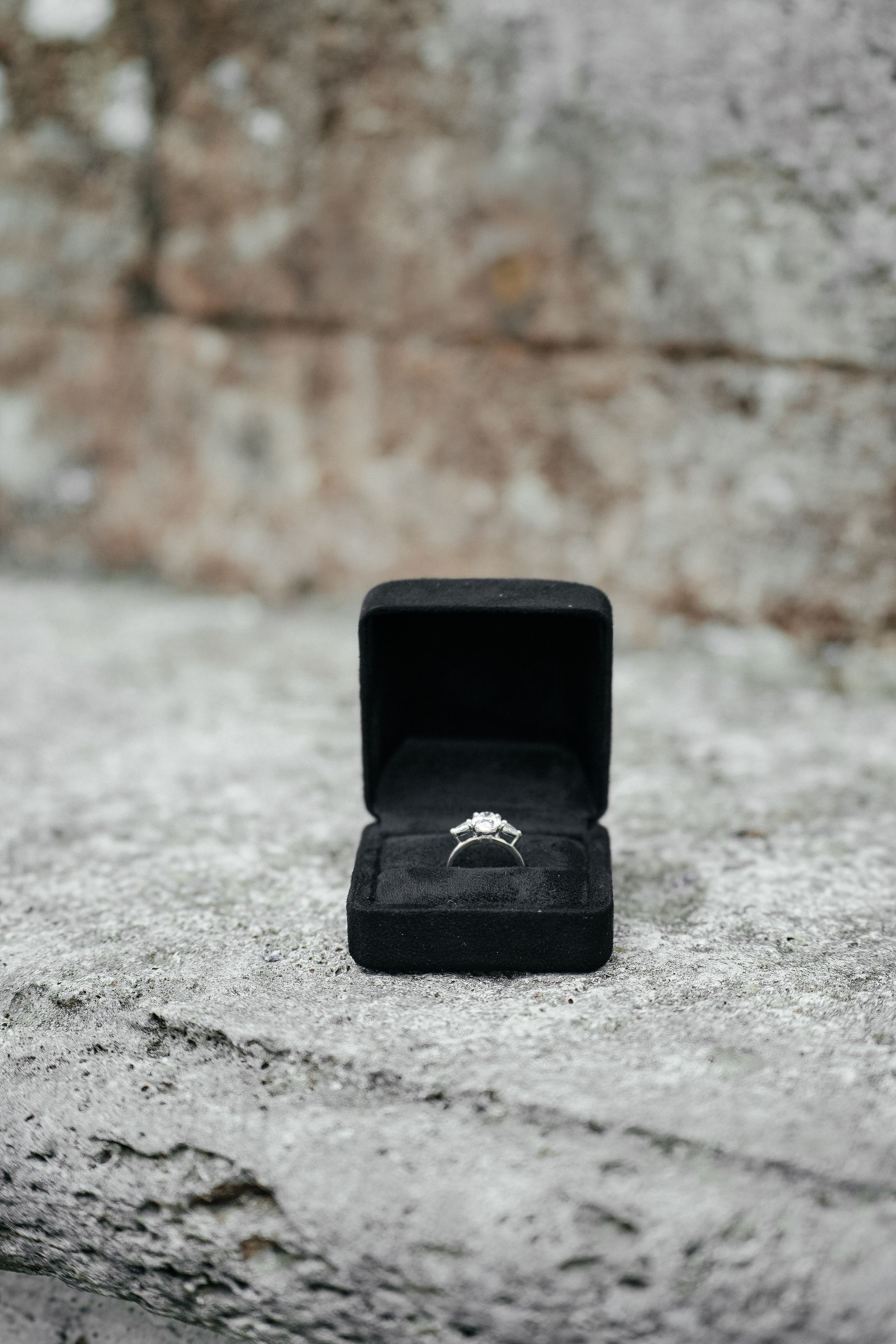 Secret Proposal with Amazing View. Wedding Photographer in Italy