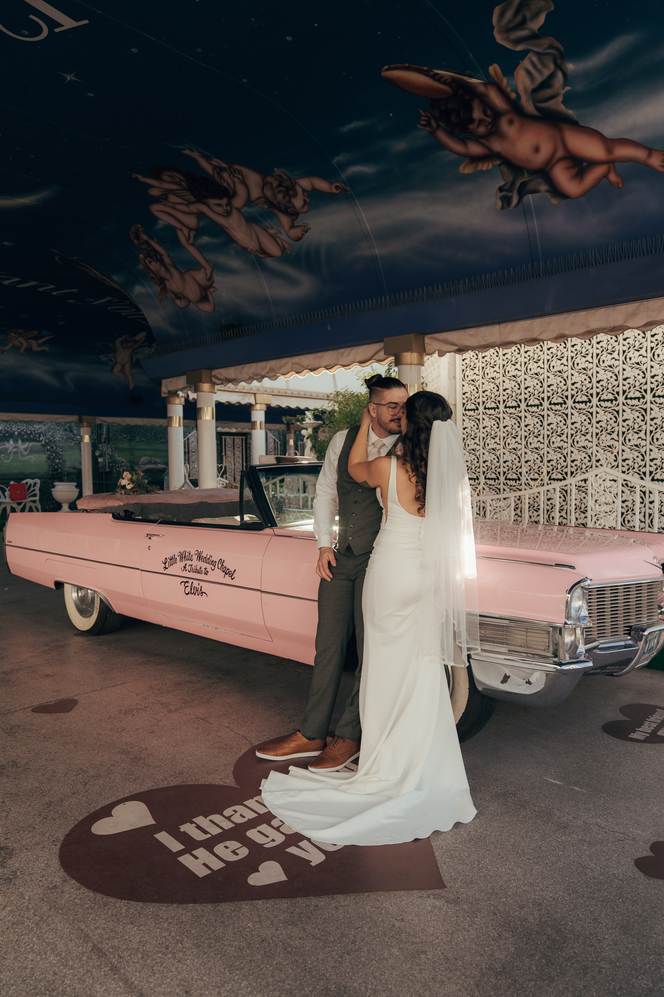 Evan&Jessica. Wedding & elopement photographer Viktoriya Kravtsov. Las Vegas