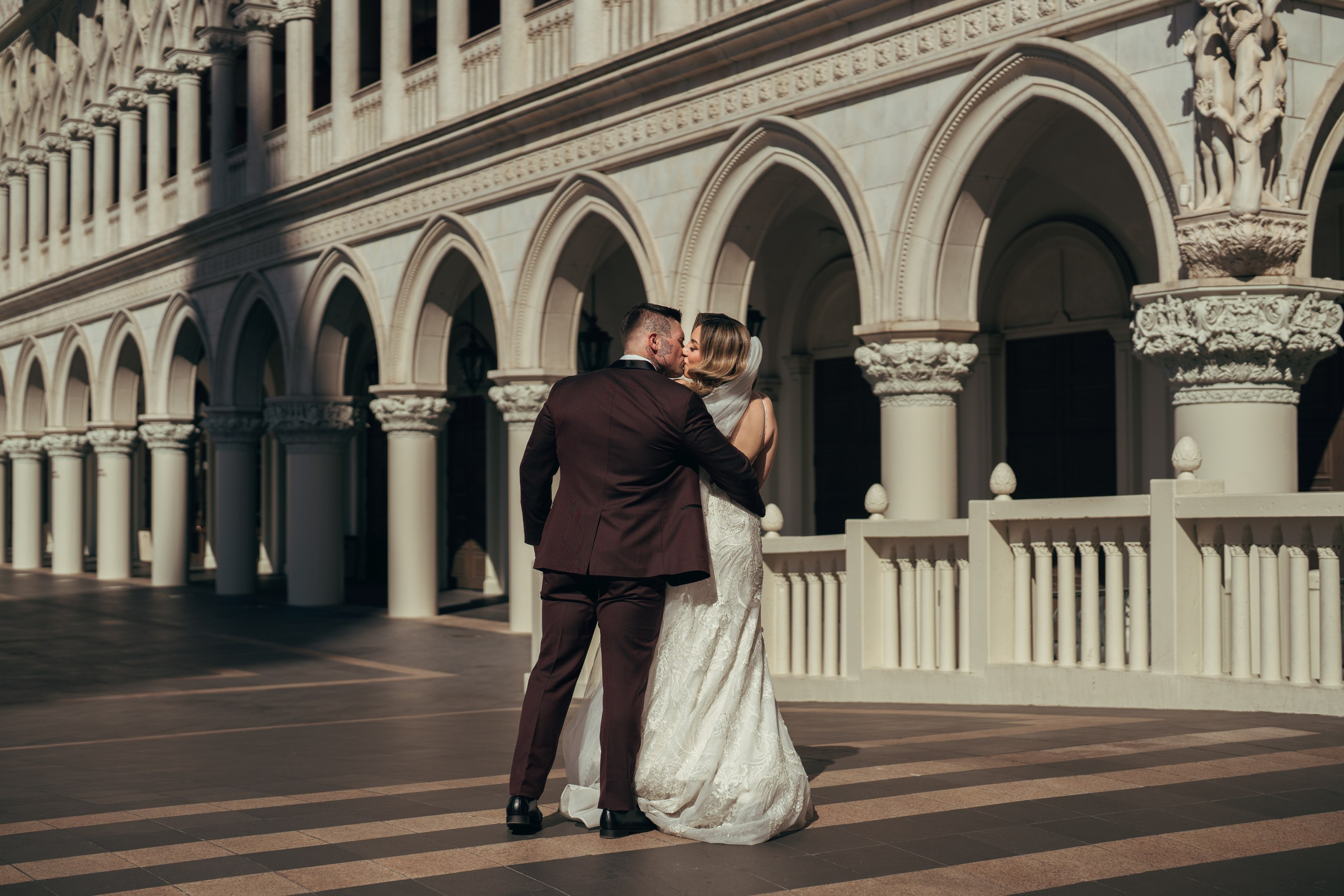 Priscilla&Garry. Wedding & elopement photographer Viktoriya Kravtsov. Las Vegas