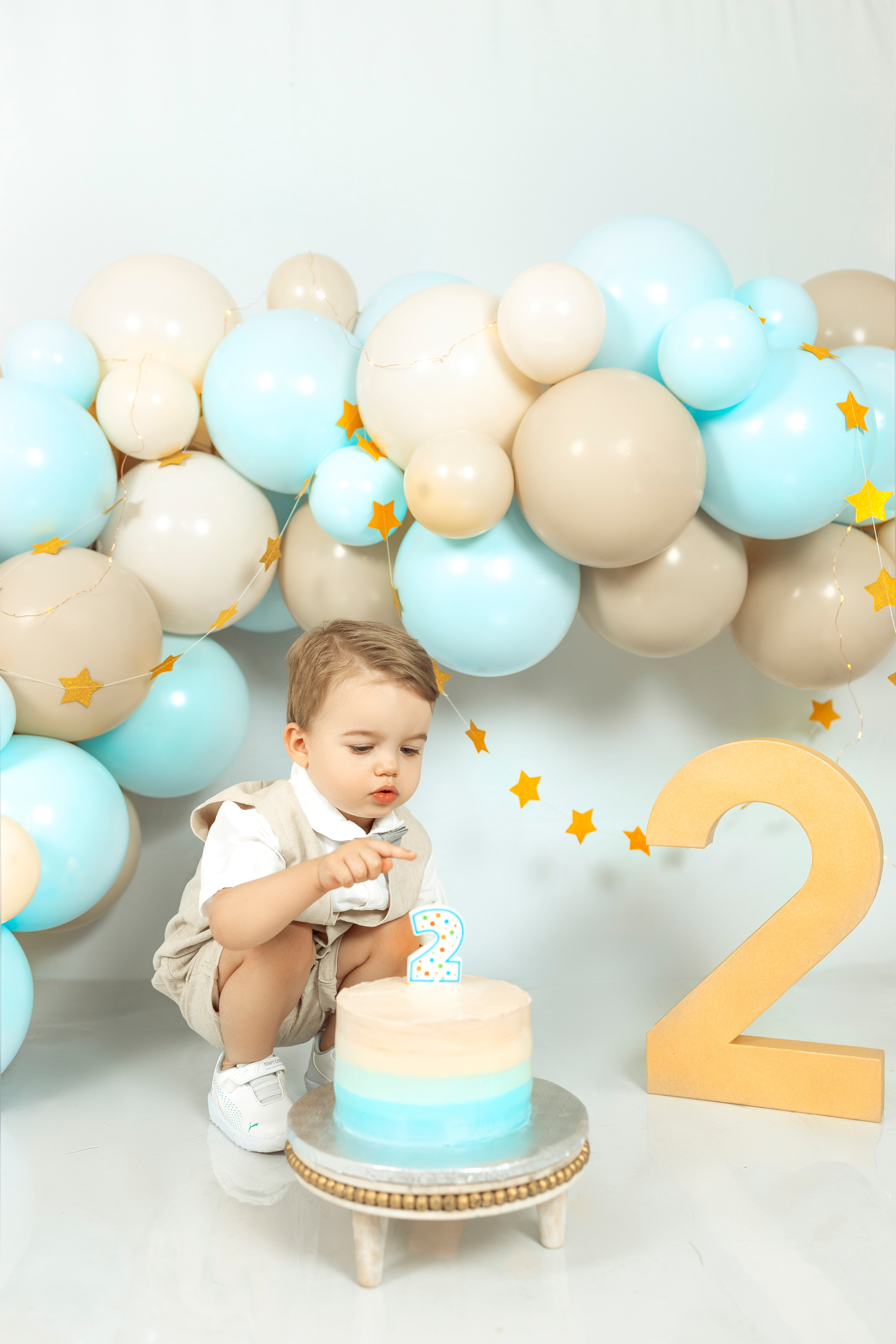 Smash cake. Anaeliseevaphoto.com