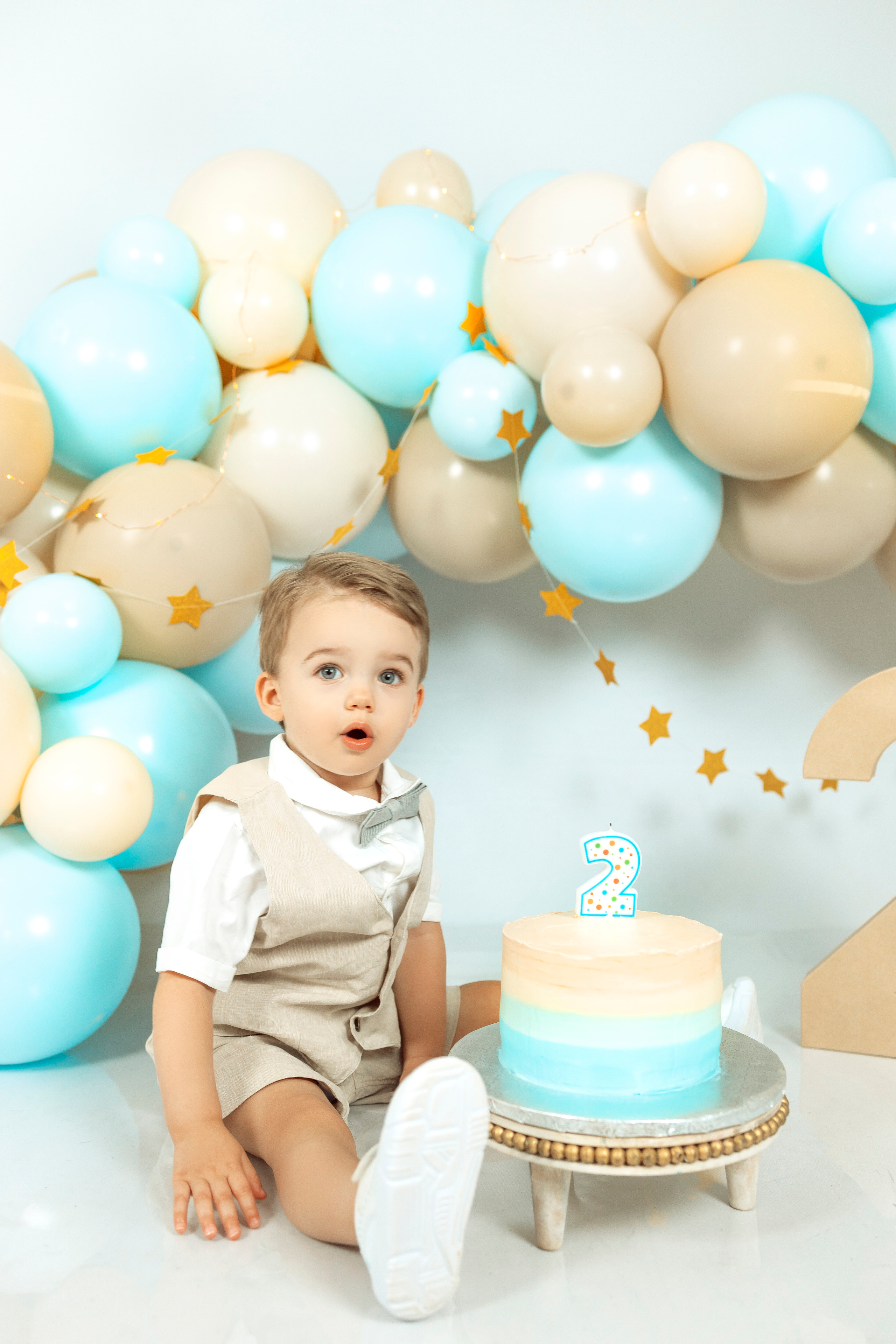 Smash cake. Anaeliseevaphoto.com