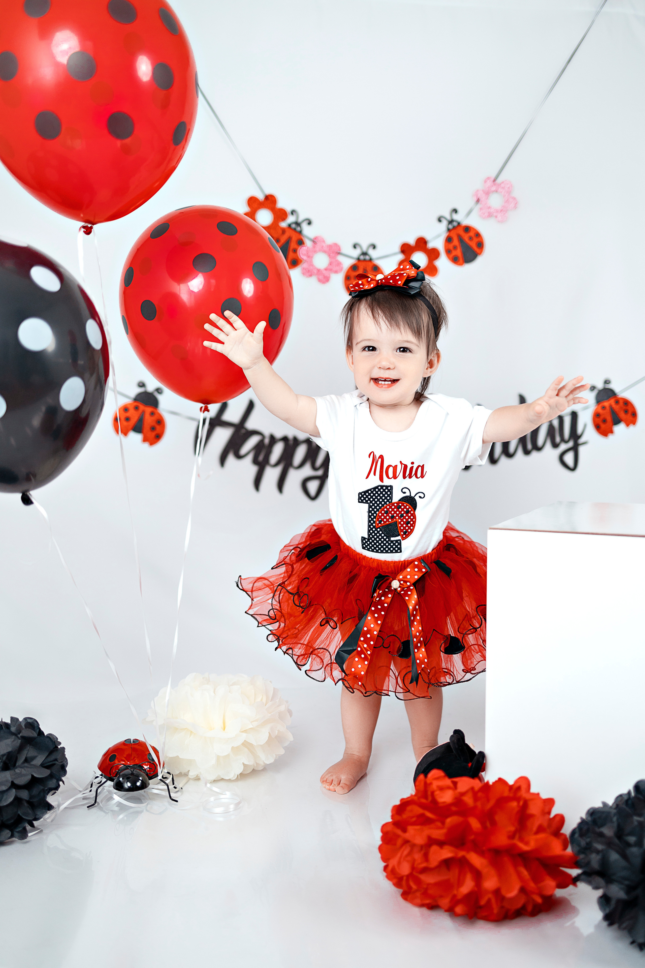 Smash cake. Anaeliseevaphoto.com