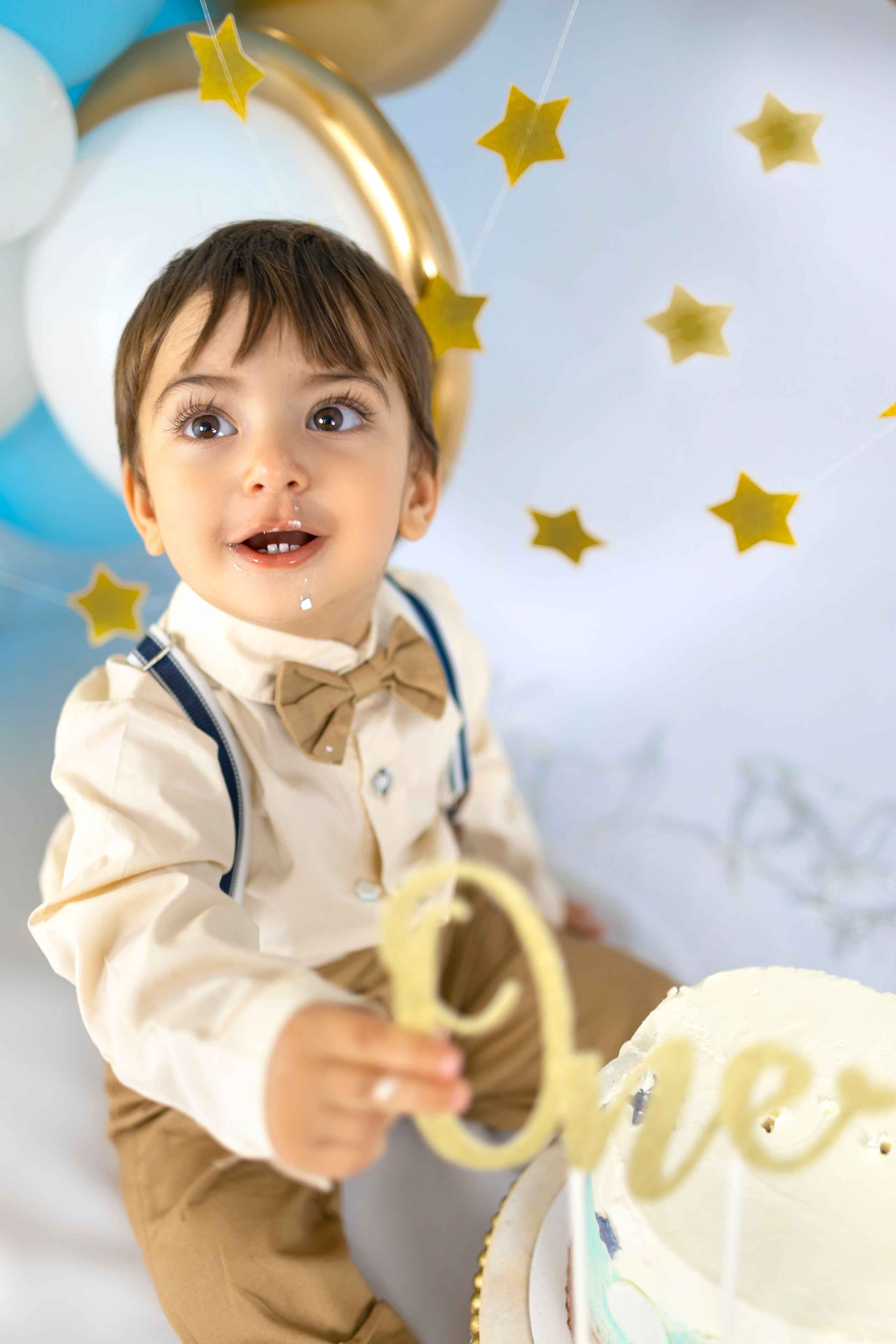 Smash cake. Anaeliseevaphoto.com