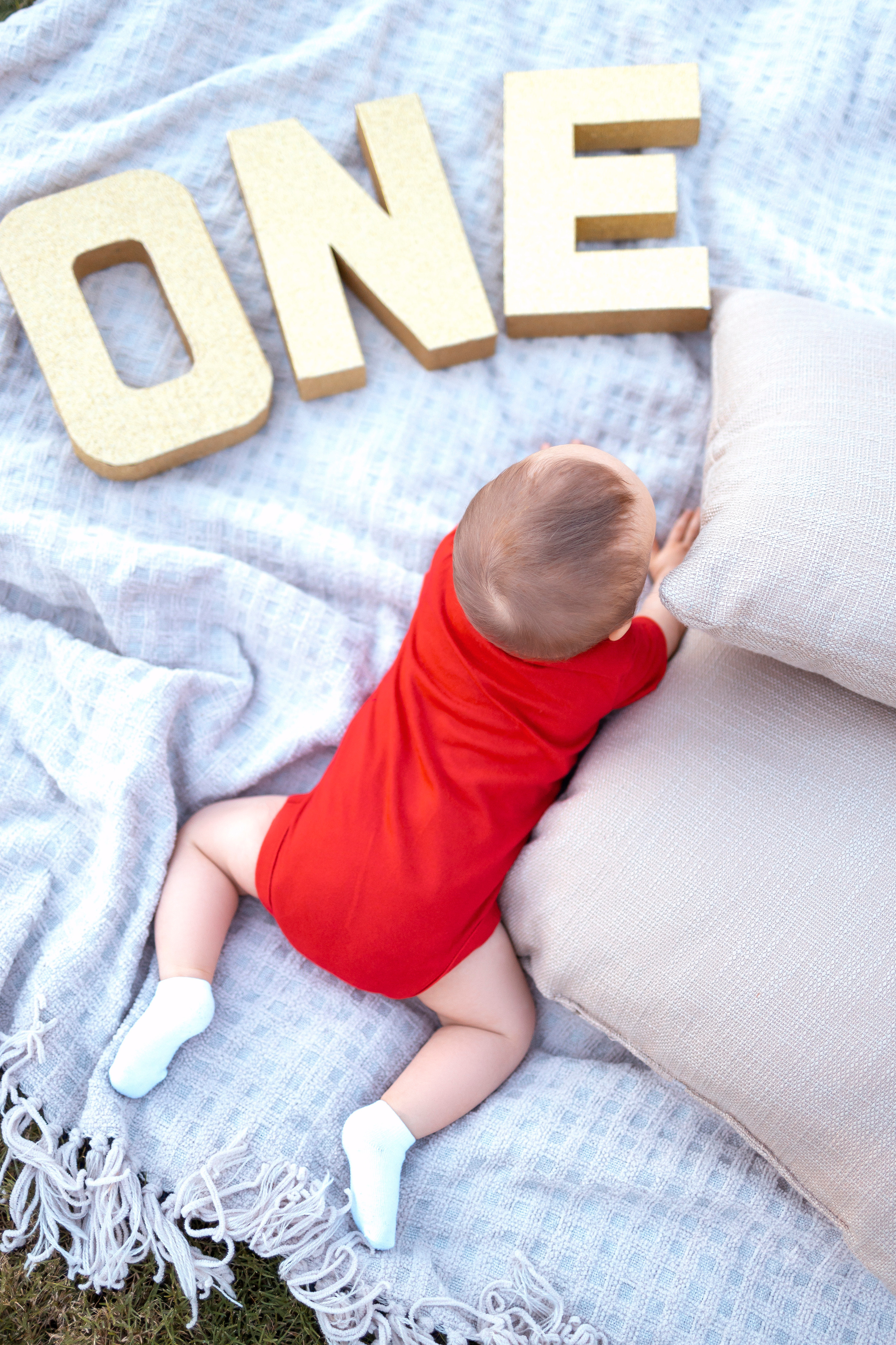 Smash cake. Anaeliseevaphoto.com