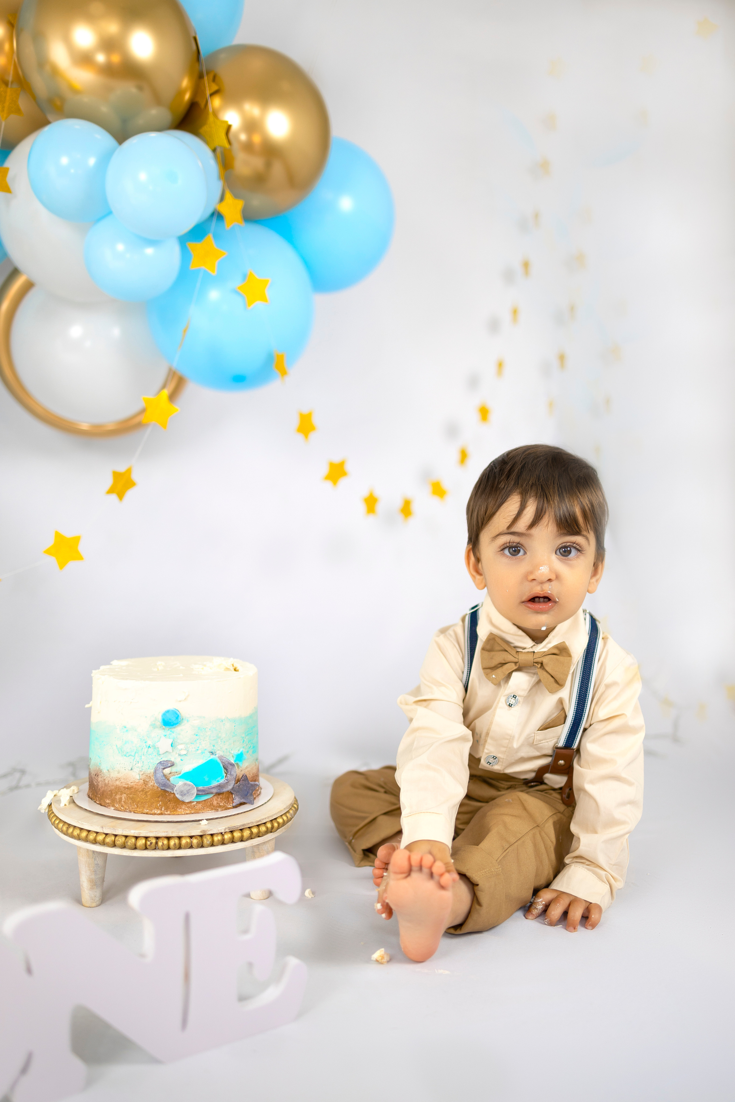 Smash cake. Anaeliseevaphoto.com