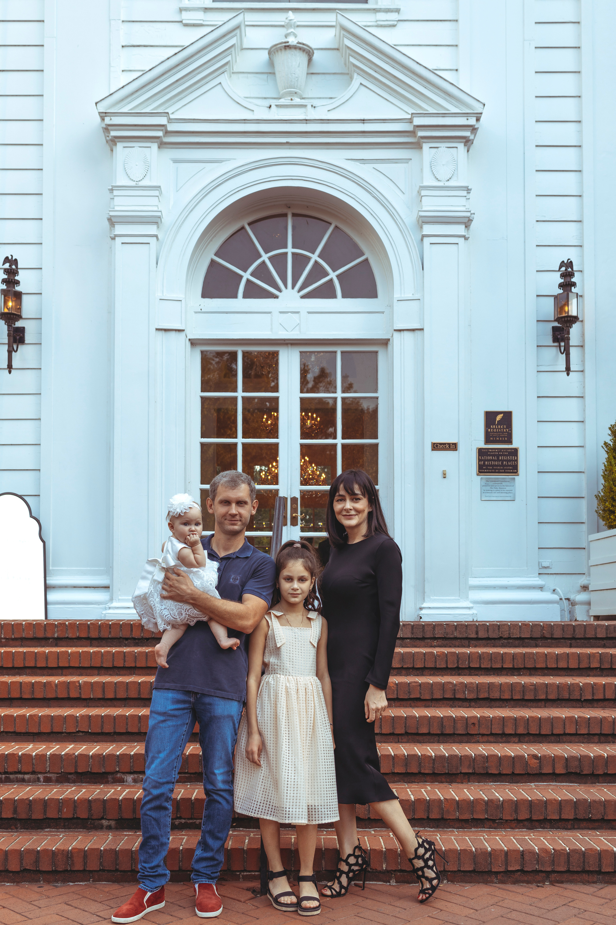 Family and single. Anaeliseevaphoto.com