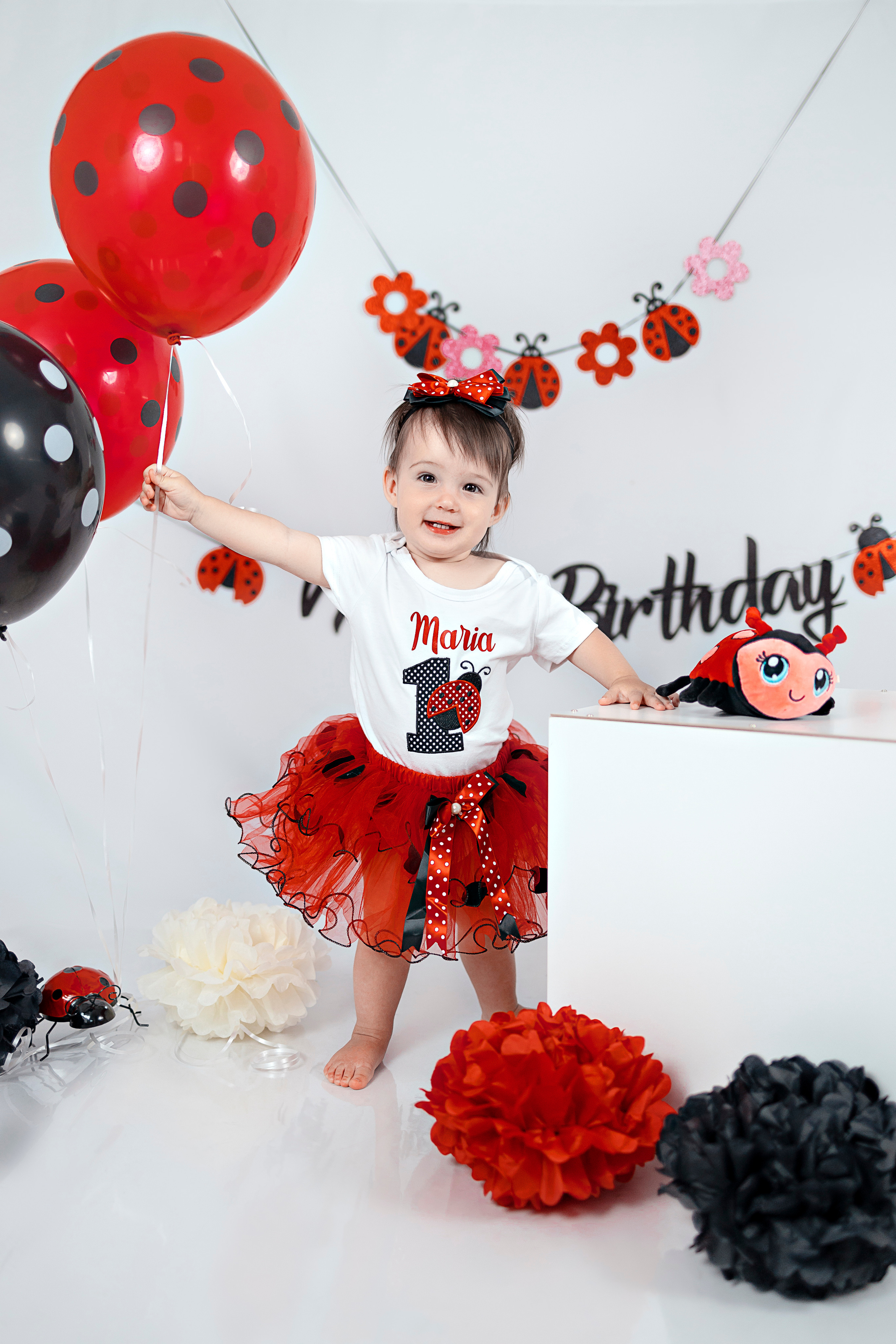 Smash cake. Anaeliseevaphoto.com