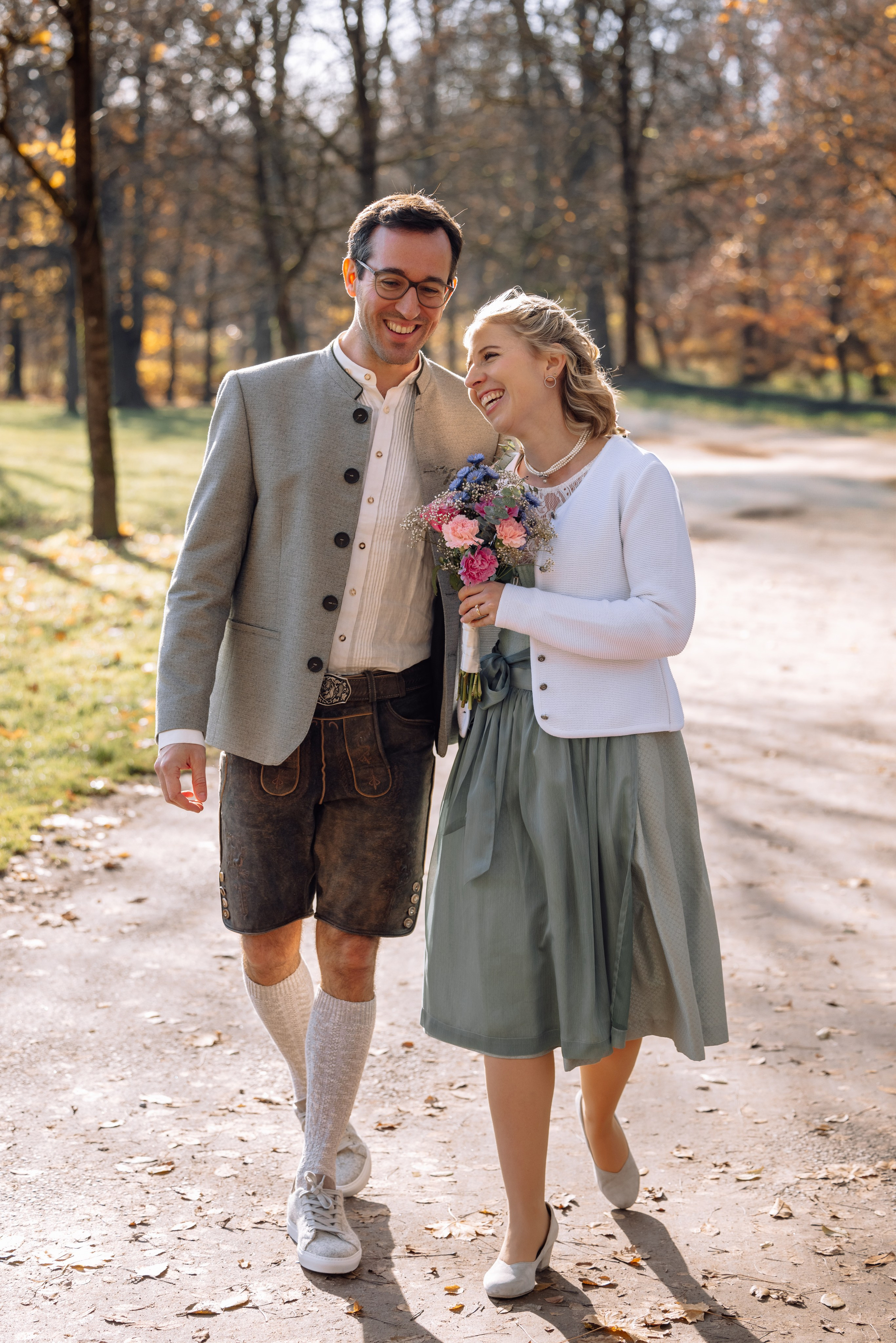 Herbsthochzeit im Standesamt Schwabing. Hochzeitsfotograf München Taufe Familienfotograf Tanja Mauke