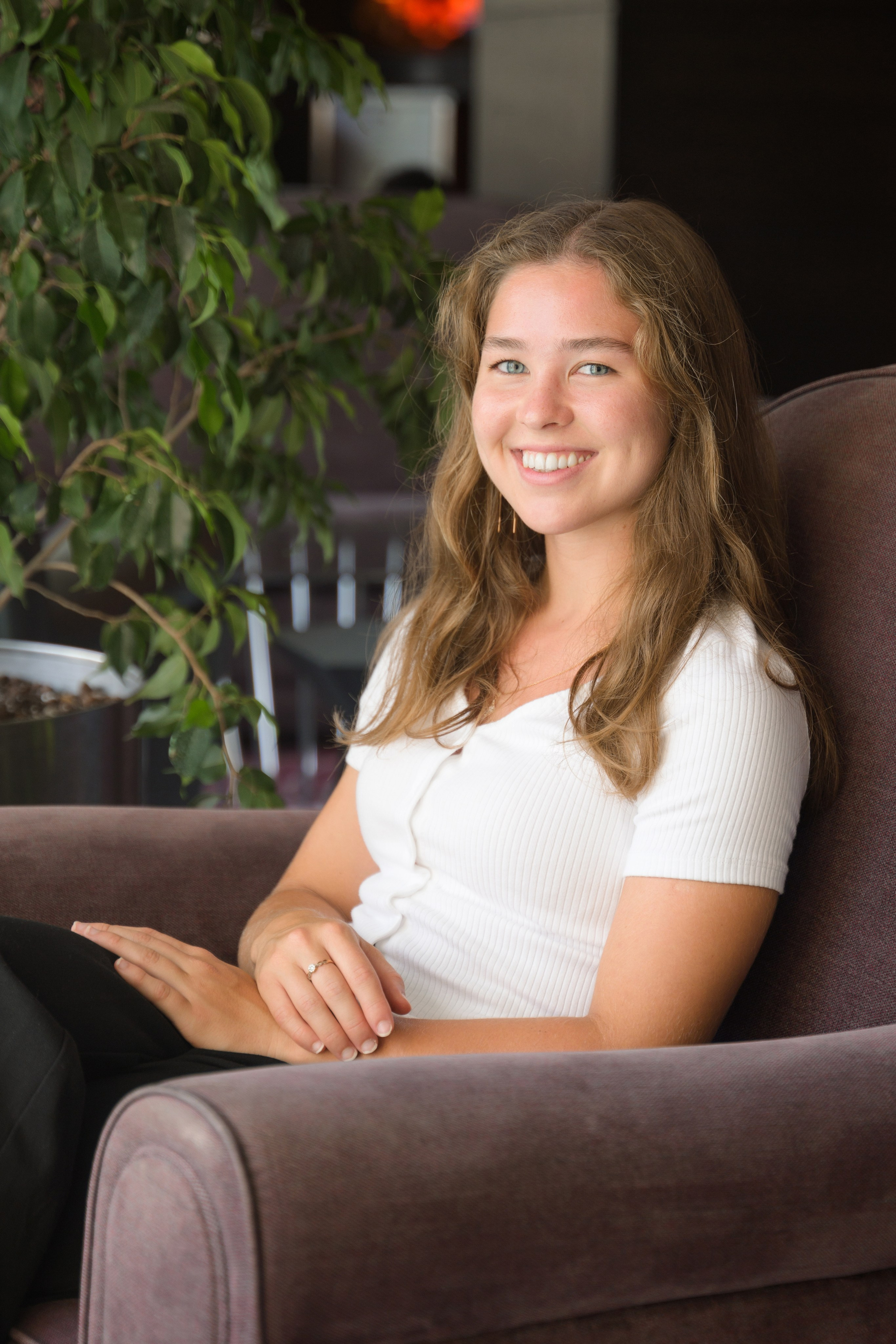 Business portrait. Photographer in Lisbon Elena Lialina