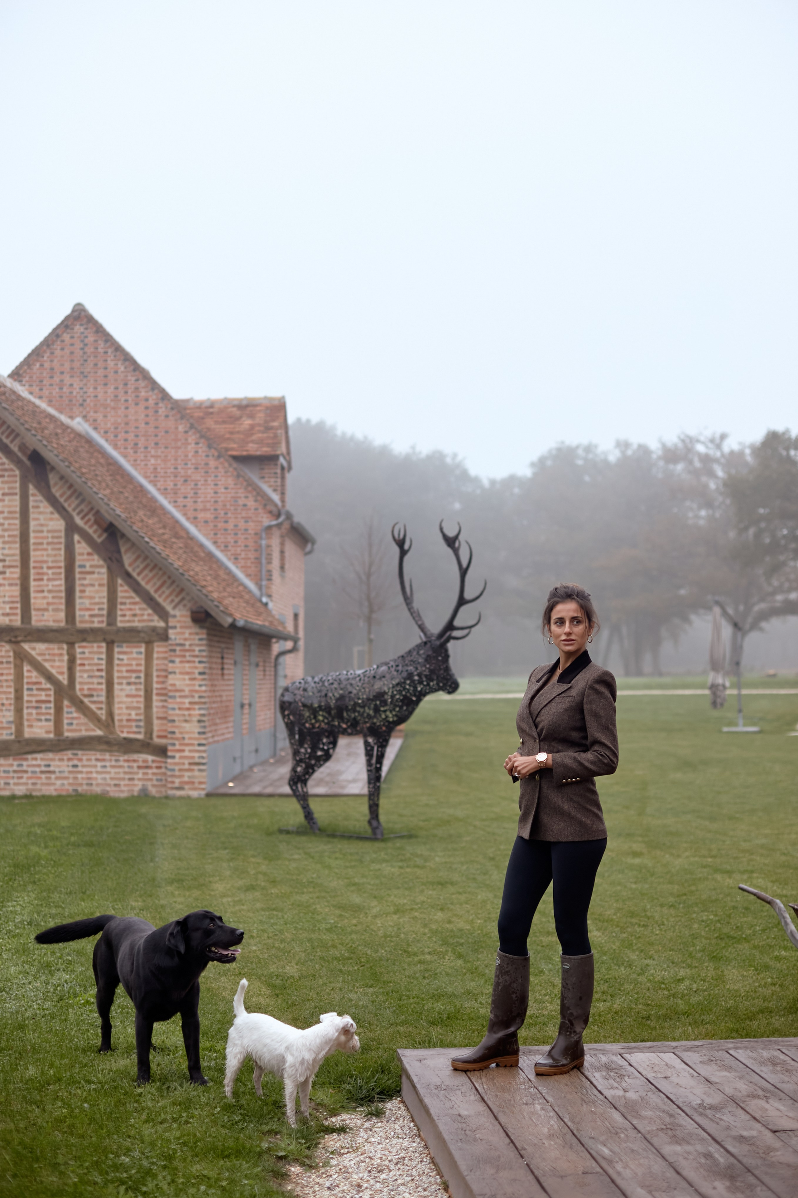 French story. Amazing photo session at a time convenient for you. Y