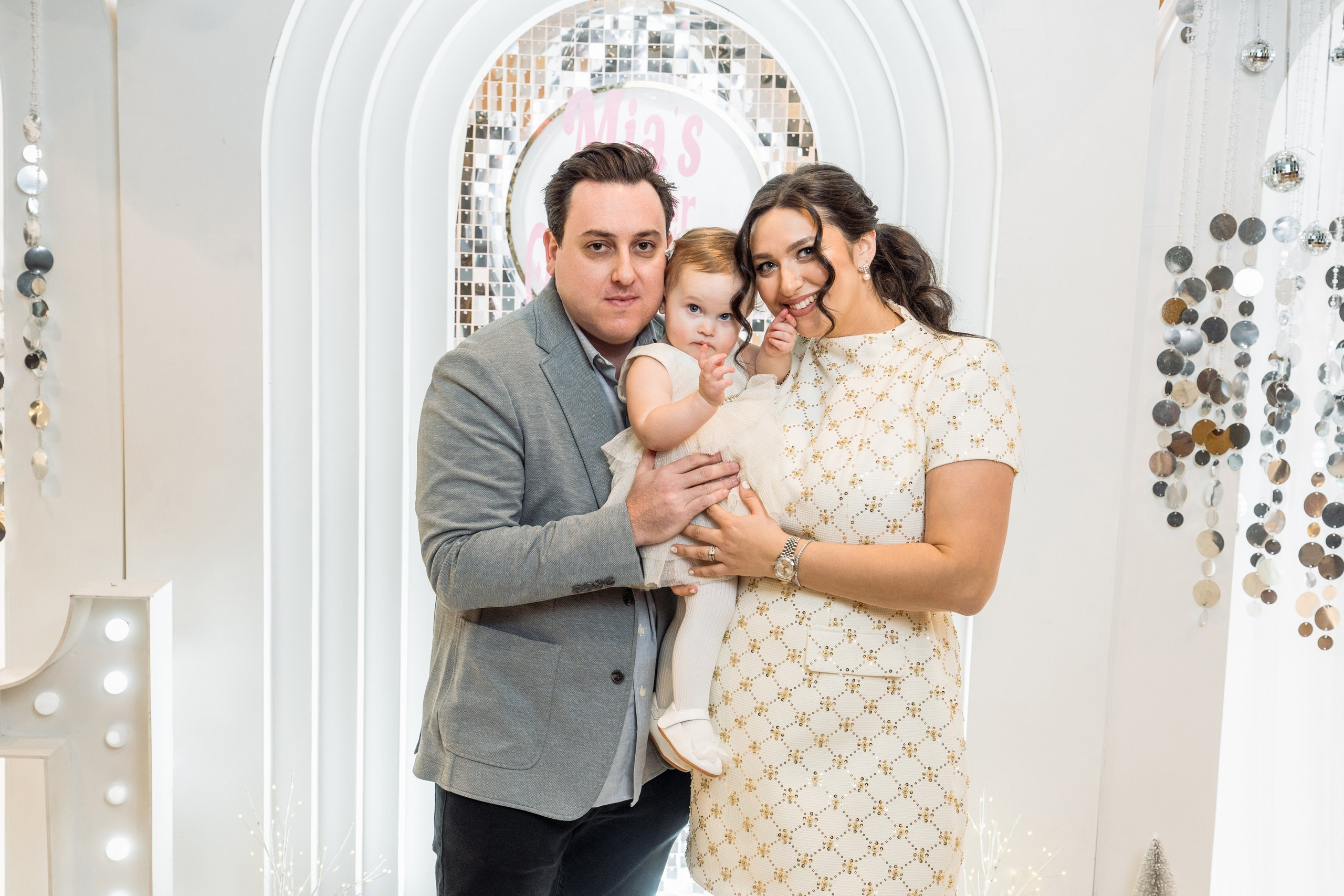 Mia’s birthday. Alisa Tant — Family and newborn photographer Bucks County, Montgomery county, Philadelphia, NJ