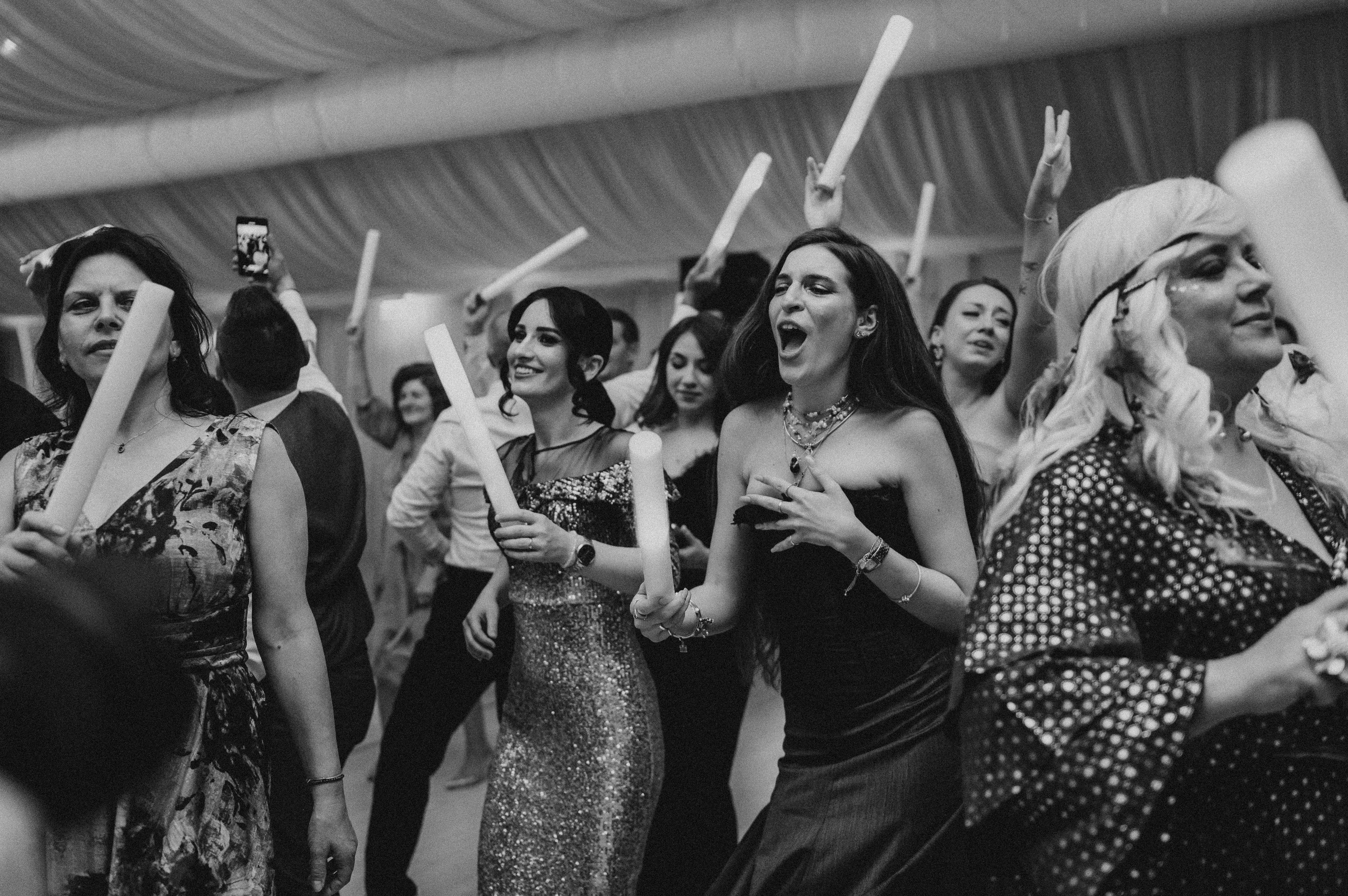 Nunta la Hotel Capitol Iasi. Proud Vision Weddings | Wedding Photography & Film — Servicii profesionale Foto Video Nunta Iasi