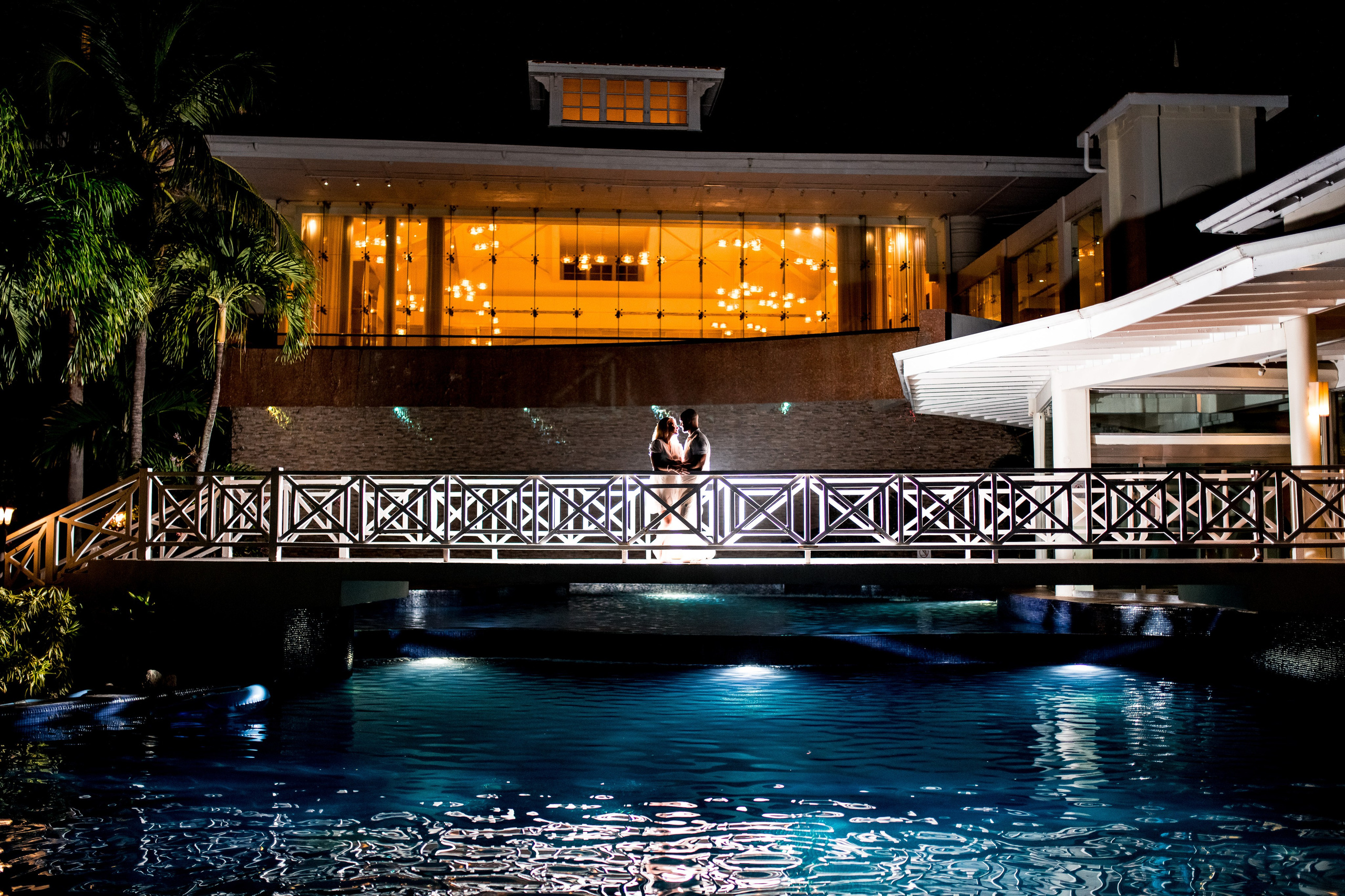 Griselda y Andrés, 8 ríos - Jamaica. Wedding photographer AyF Fotografías