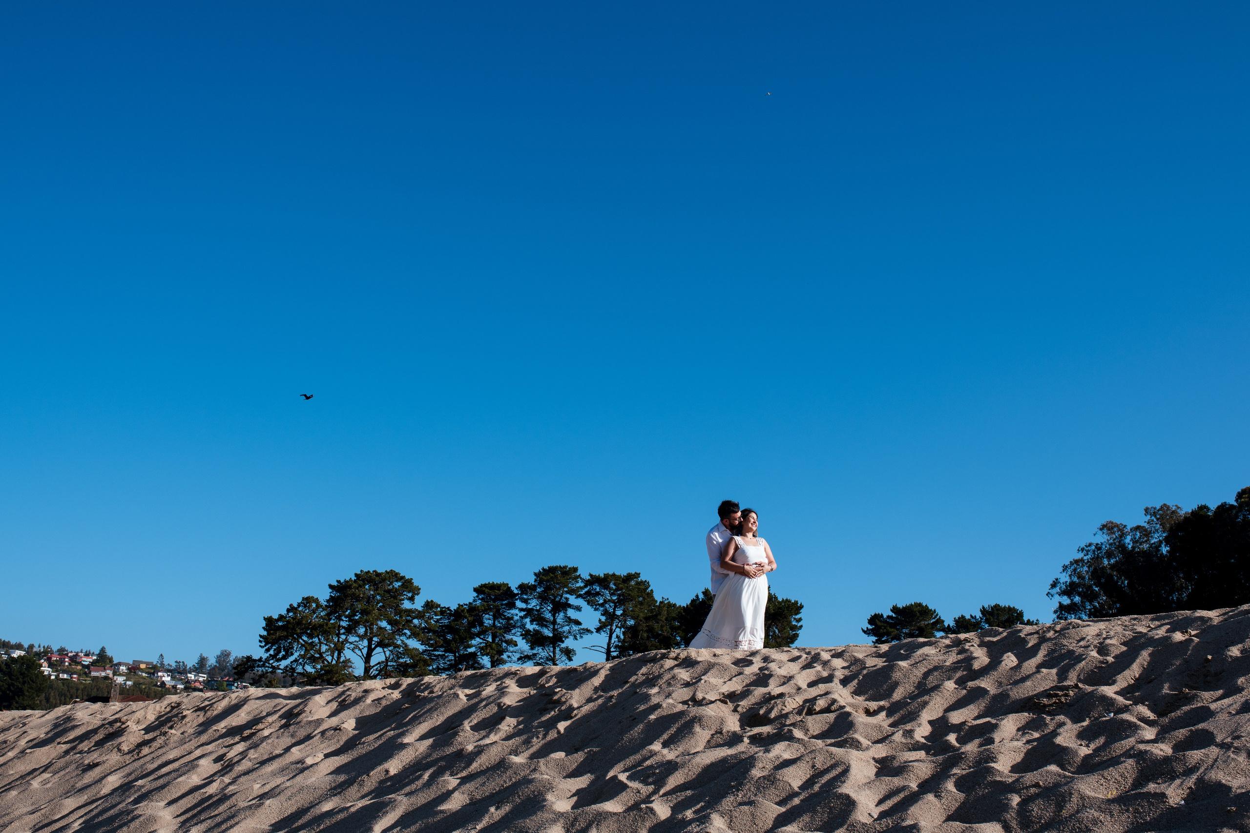 Mariela y Eduardo, Playa Pingueral - Diciembre 2025. Wedding photographer AyF Fotografías
