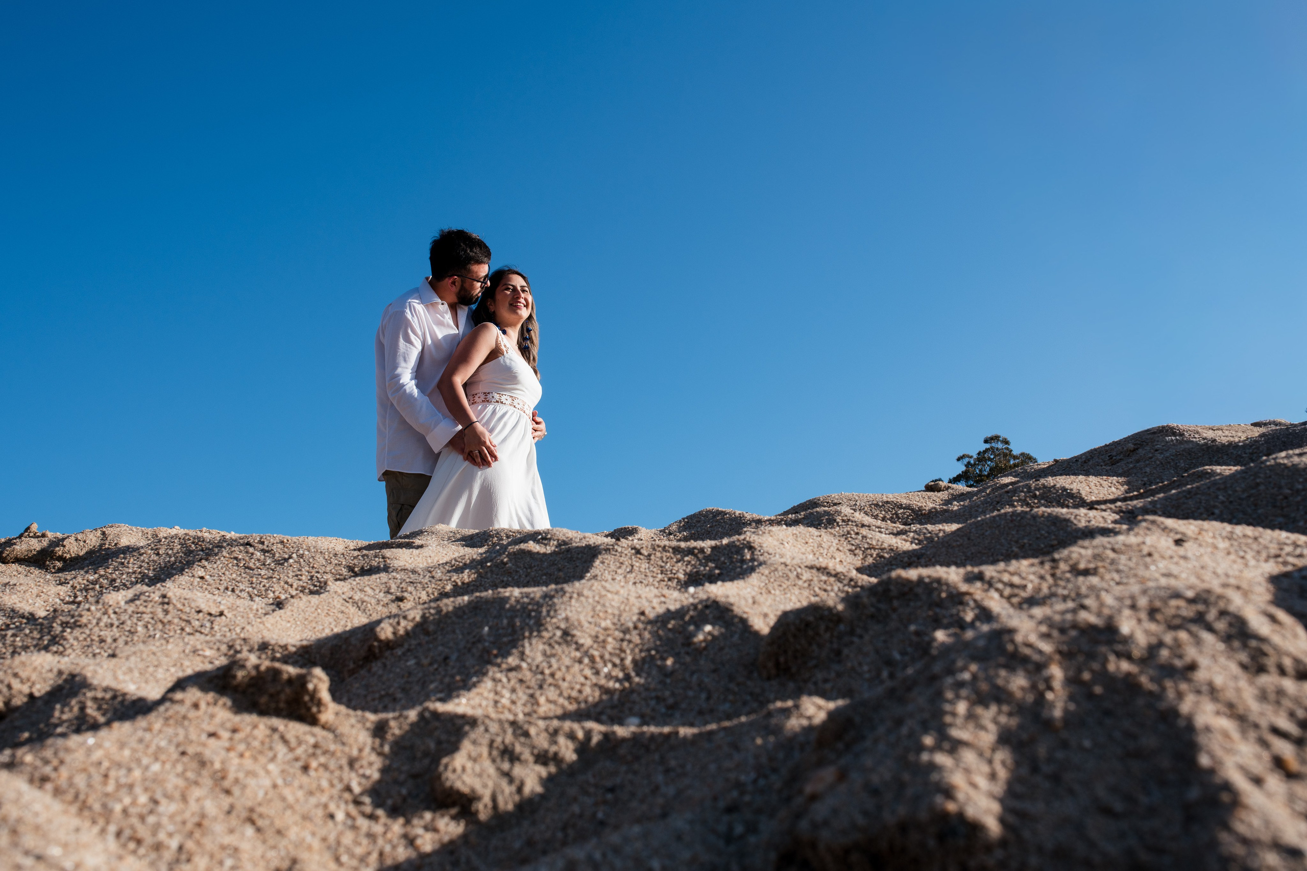 Mariela y Eduardo, Playa Pingueral - Diciembre 2025. Wedding photographer AyF Fotografías