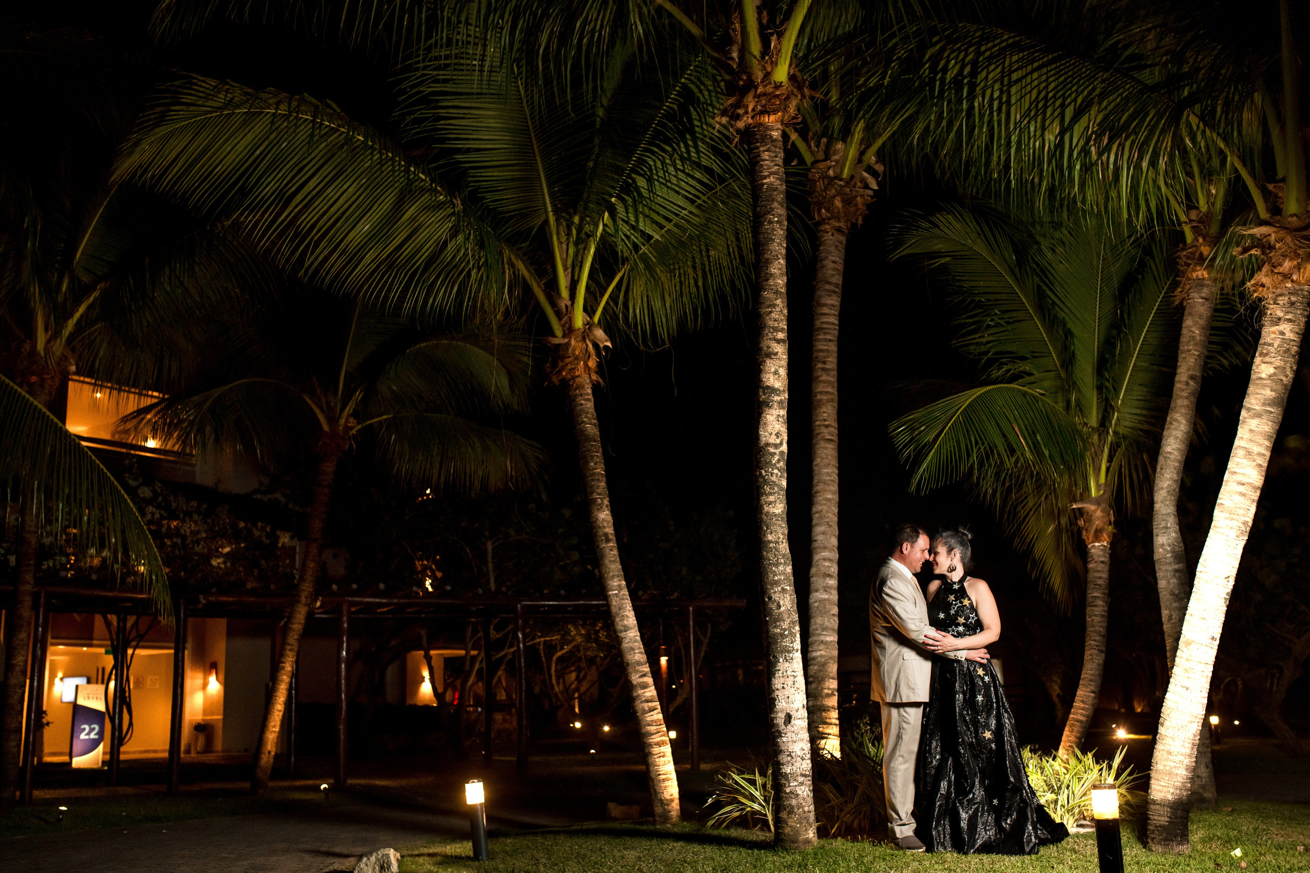 Gabriela y Genaro, Salvador de Bahía - Brasil. Wedding photographer AyF Fotografías