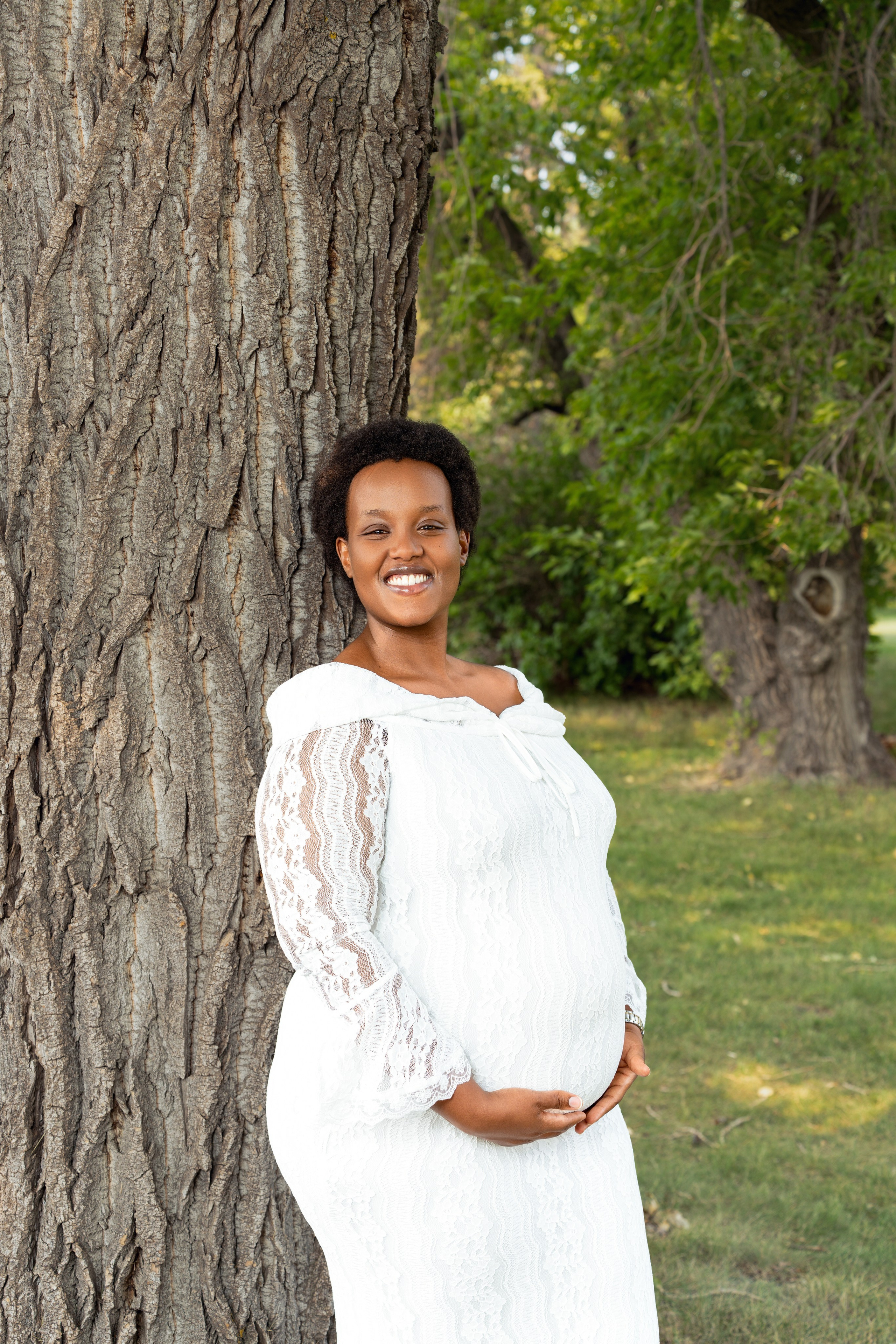 Grâce’s Maternity Session. Engagement, Wedding & Family Photographer in Calgary | allo Photography
