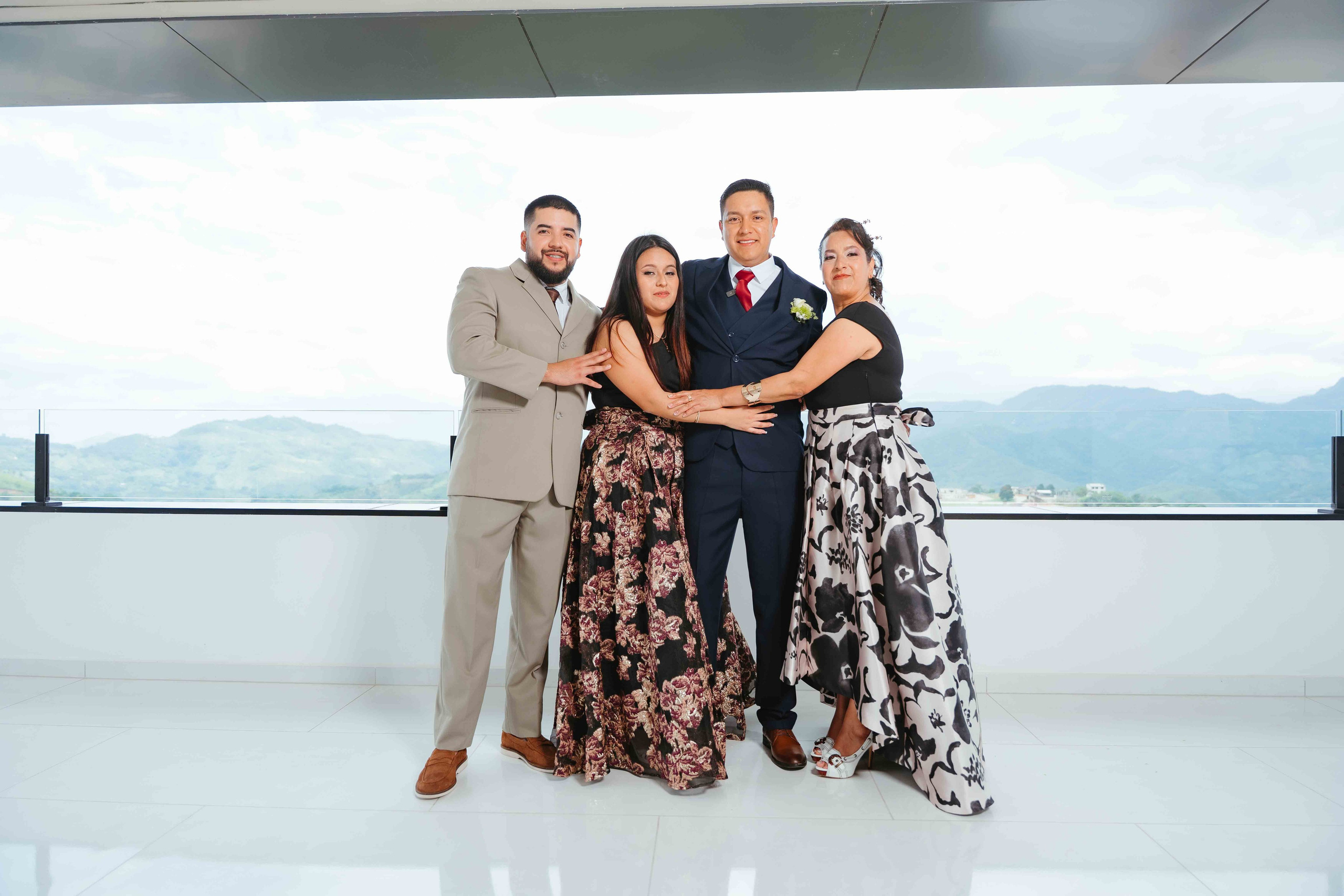 Jennifer y Vladimir. Fotógrafo de bodas en Loja Ecuador | Piero Alvarez PH