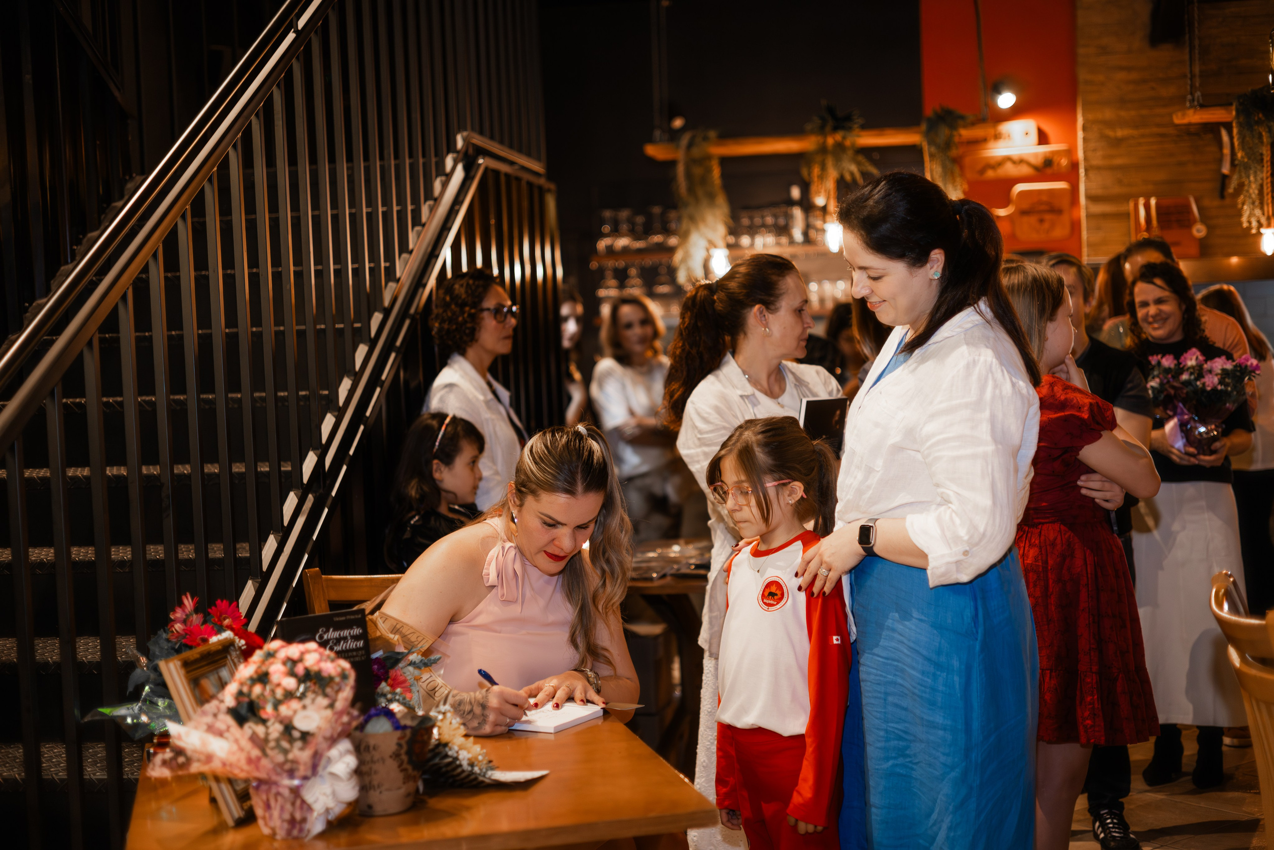 Lançamento de Livro Vivi Princival