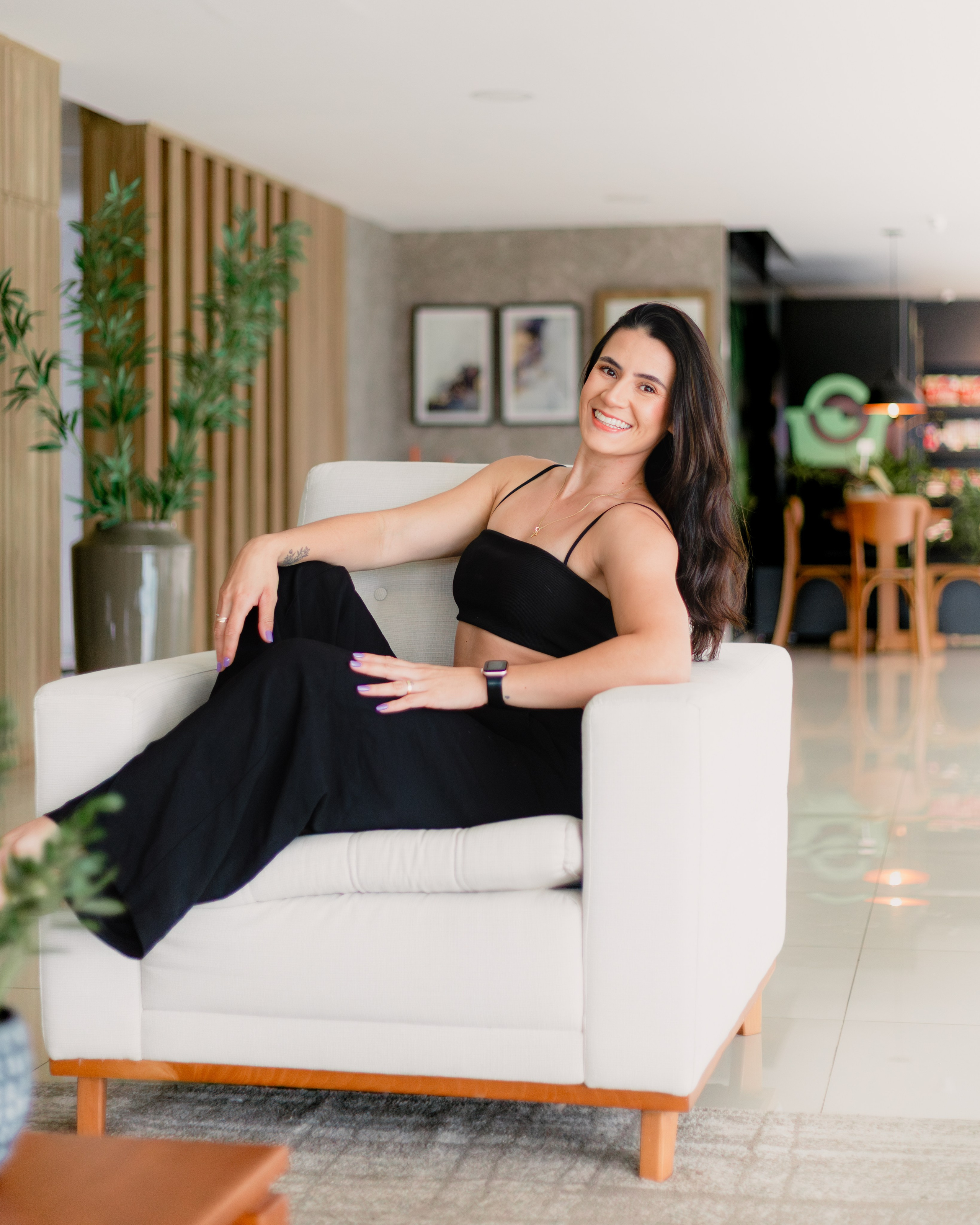 2025 | Debora Dias — Posicionamento. Denis Damasceno | Fotografia