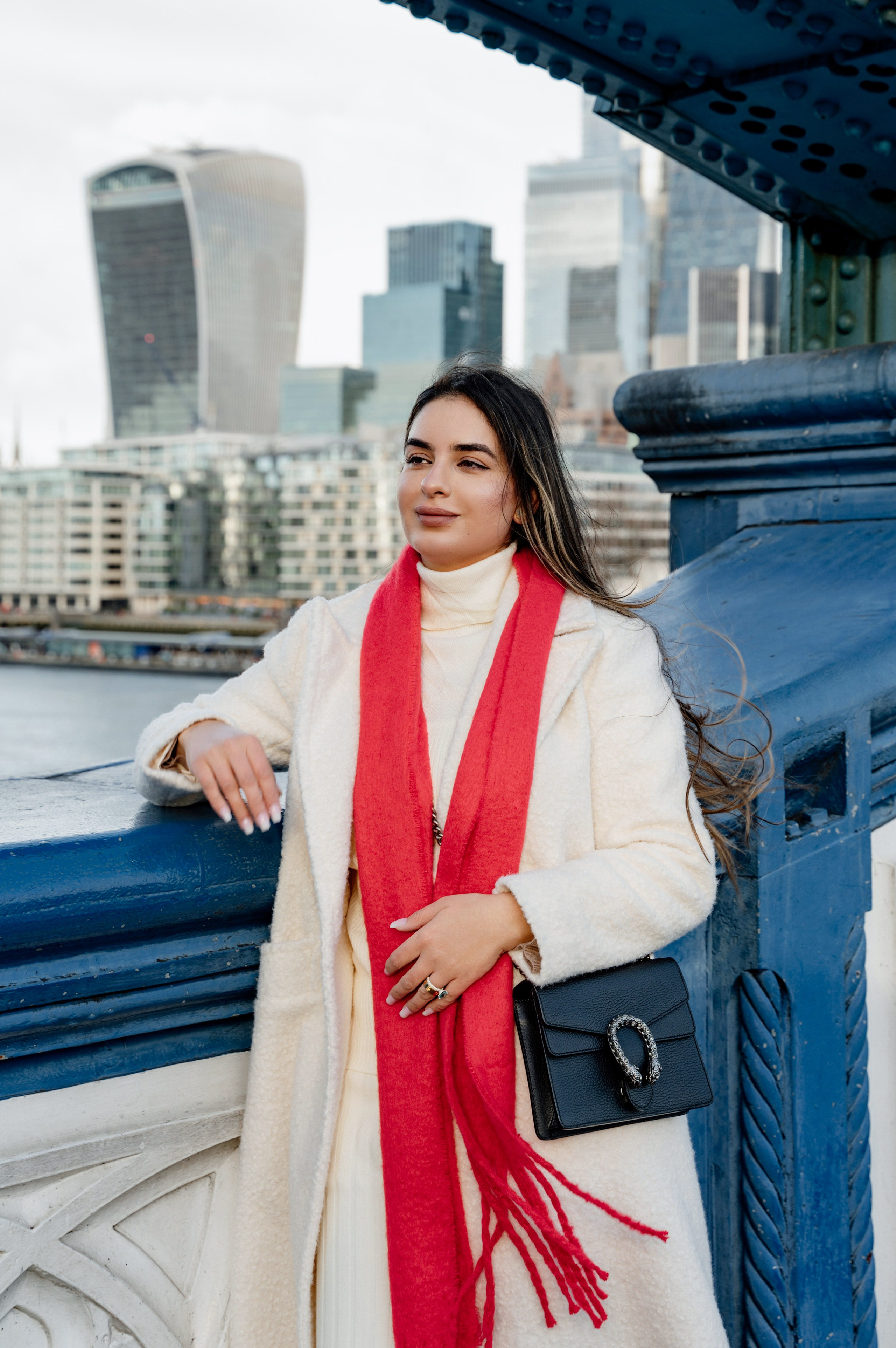 Tower Bridge Mahmood&Yalo. FAMILY AND WEDDING PHOTOGRAPHER IN LONDON MARINA RIVA