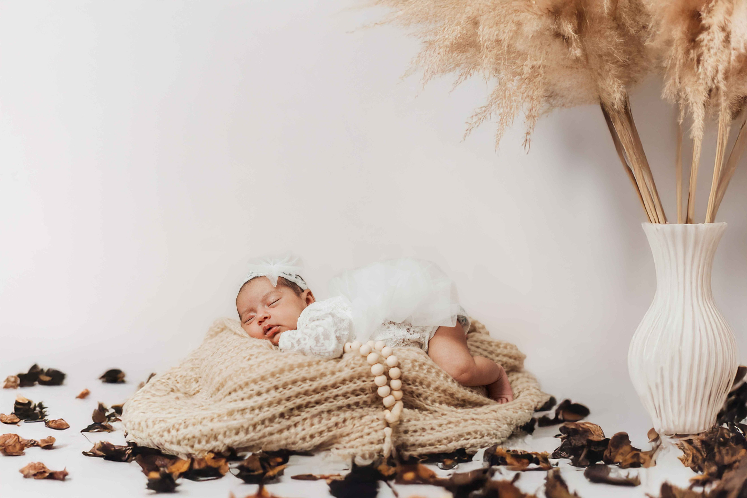 Pahel. JY Productions