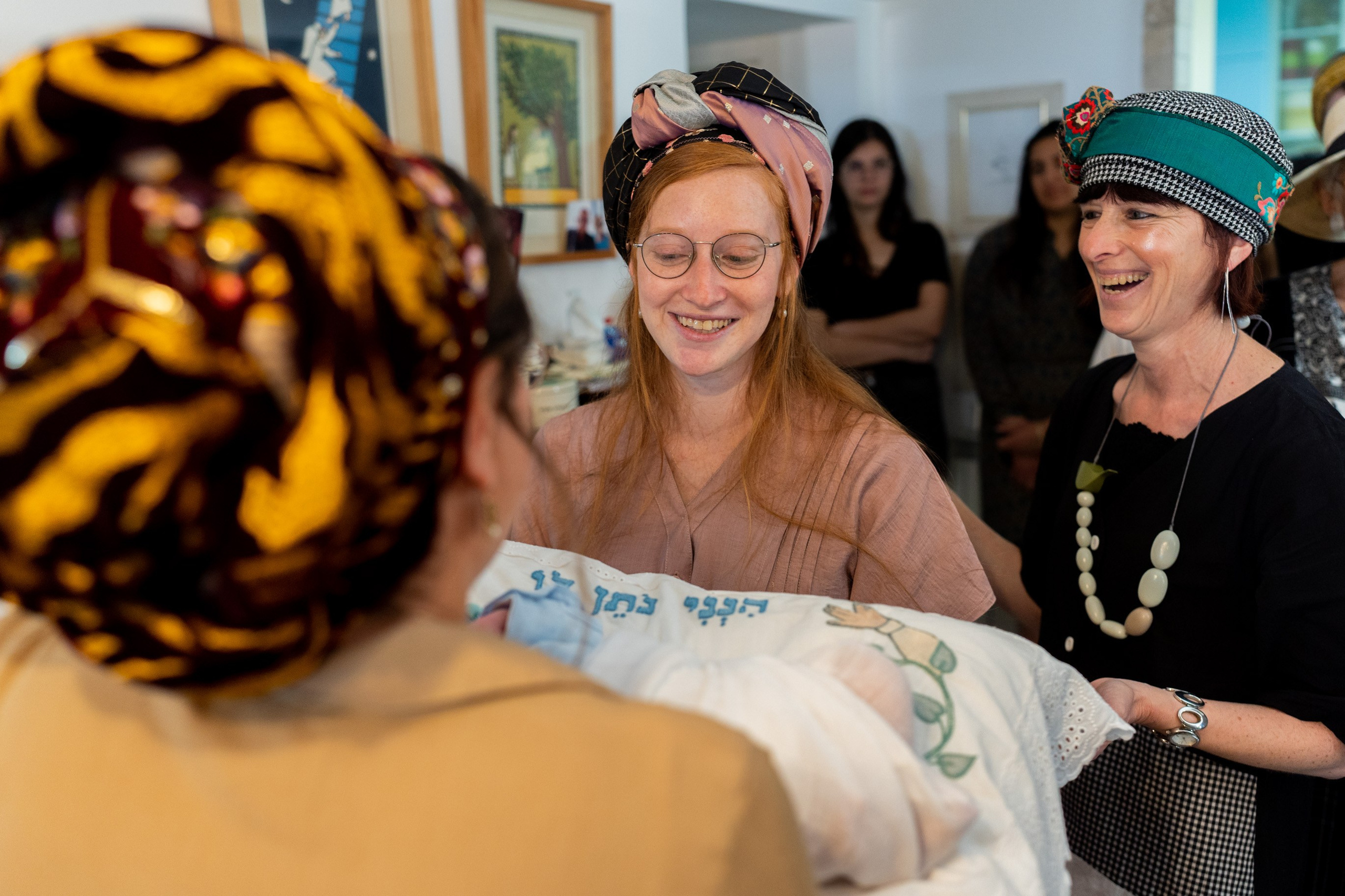 משפחת ברנד. יוסף מזרחי צילום חתונה, ברית וזוגיות. צלם מקצועי שאוהב להוציא אתכם הכי יפים ברגעים הכי מרגשים