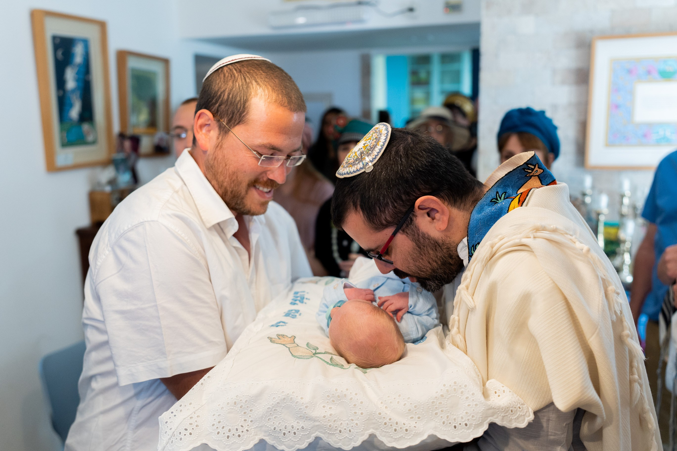 משפחת ברנד. יוסף מזרחי צילום חתונה, ברית וזוגיות. צלם מקצועי שאוהב להוציא אתכם הכי יפים ברגעים הכי מרגשים