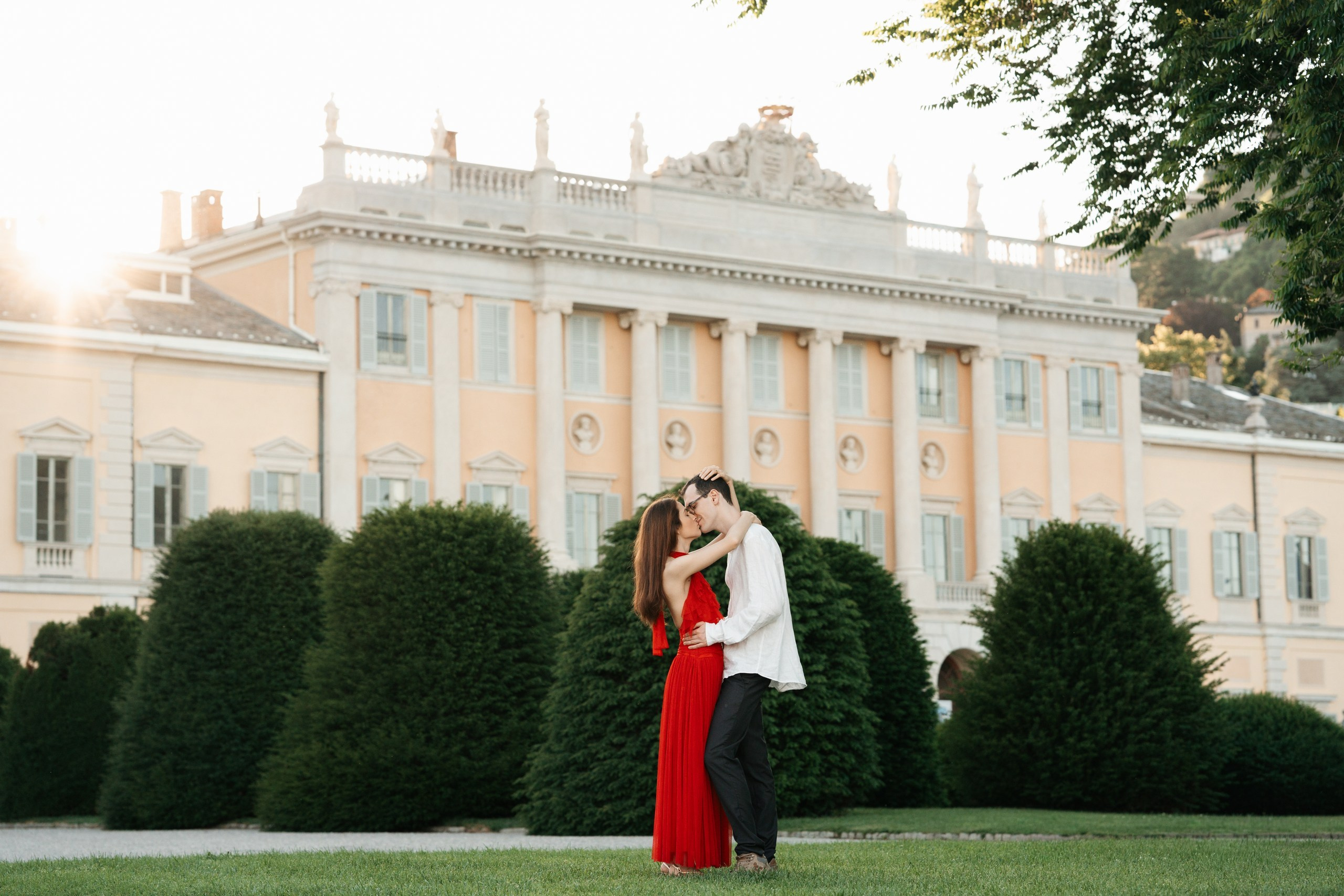 Villa Olmo. Wedding Photographer Lake Como Ferrari Media Production