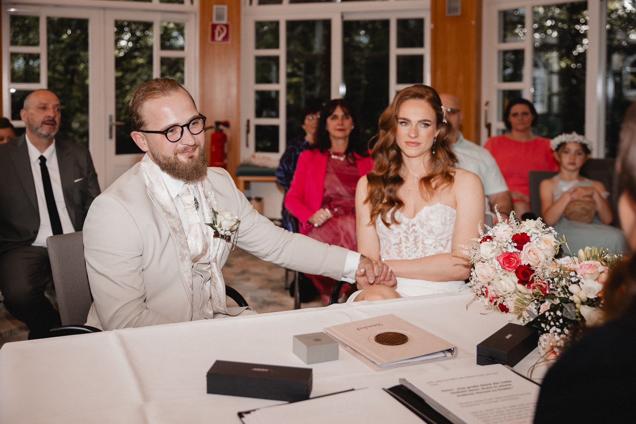 PEGGY & DENNIS | FLETCHER WALDHOTEL NORDRHEIN-WESTFALEN. Photographer in Bochum Dolia Halyna